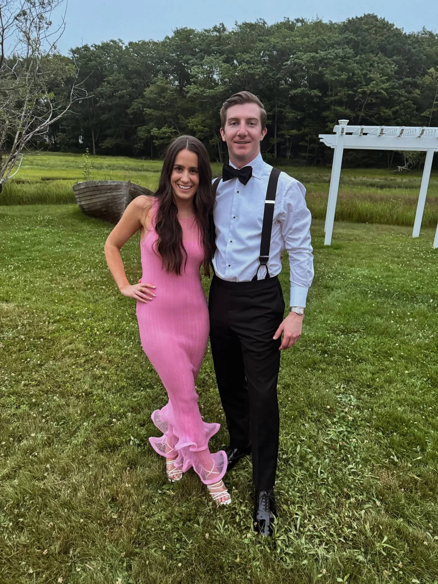 Only halfway through the summer of love &amp; I think I used up all my tears on this ring pop 😭 Cheers to the Erskines!!!🥂 🥹