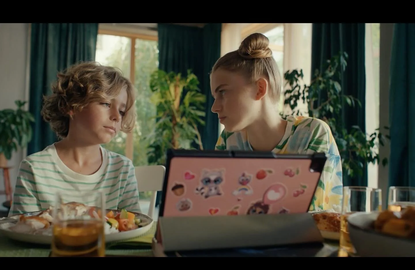 Role - editing
Client - @telekomsk 
Agency - @muwsaatchi 
Production company - @protosproductions 
Year - 2024