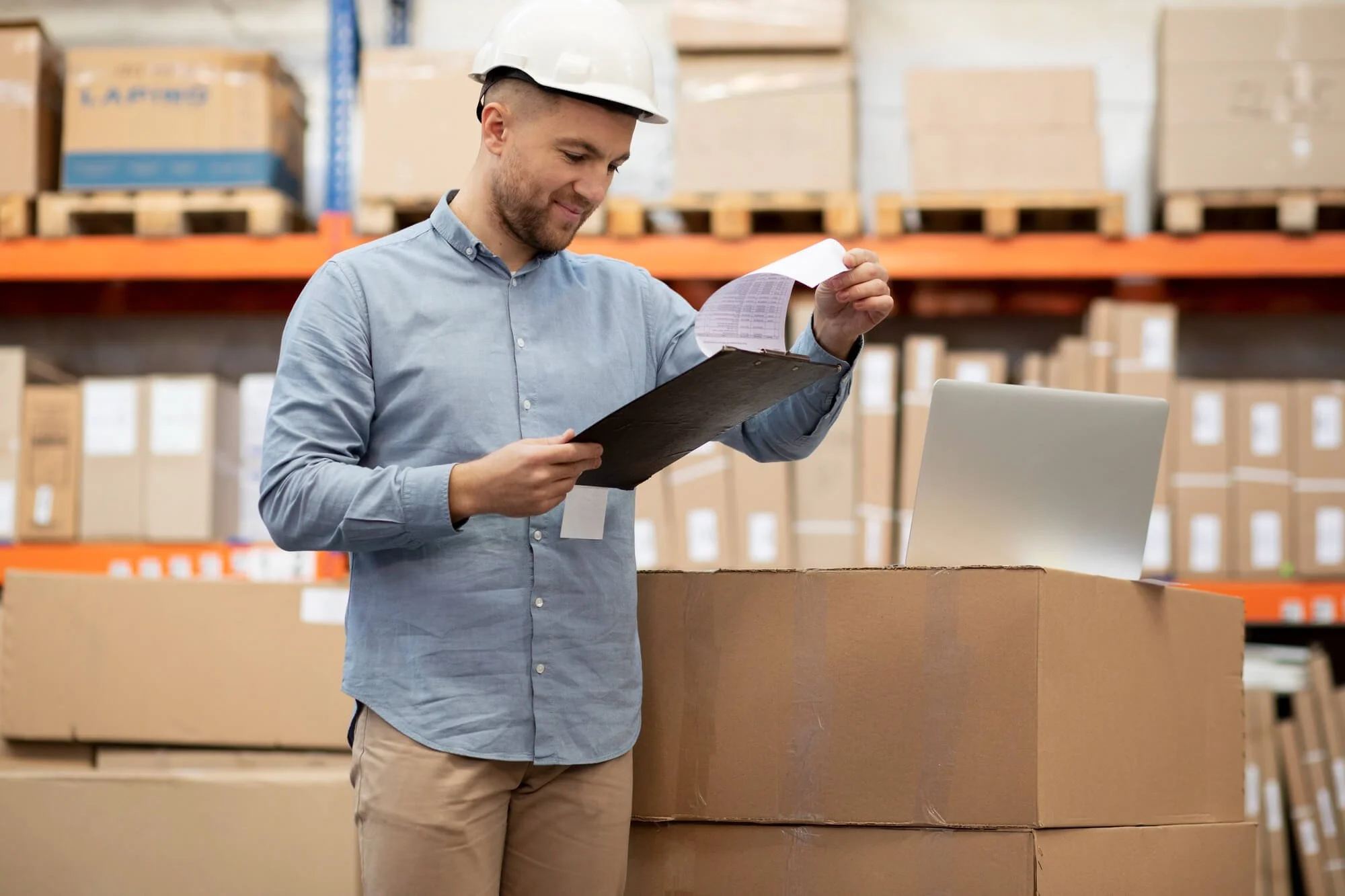 What Does a Customs Broker Do?