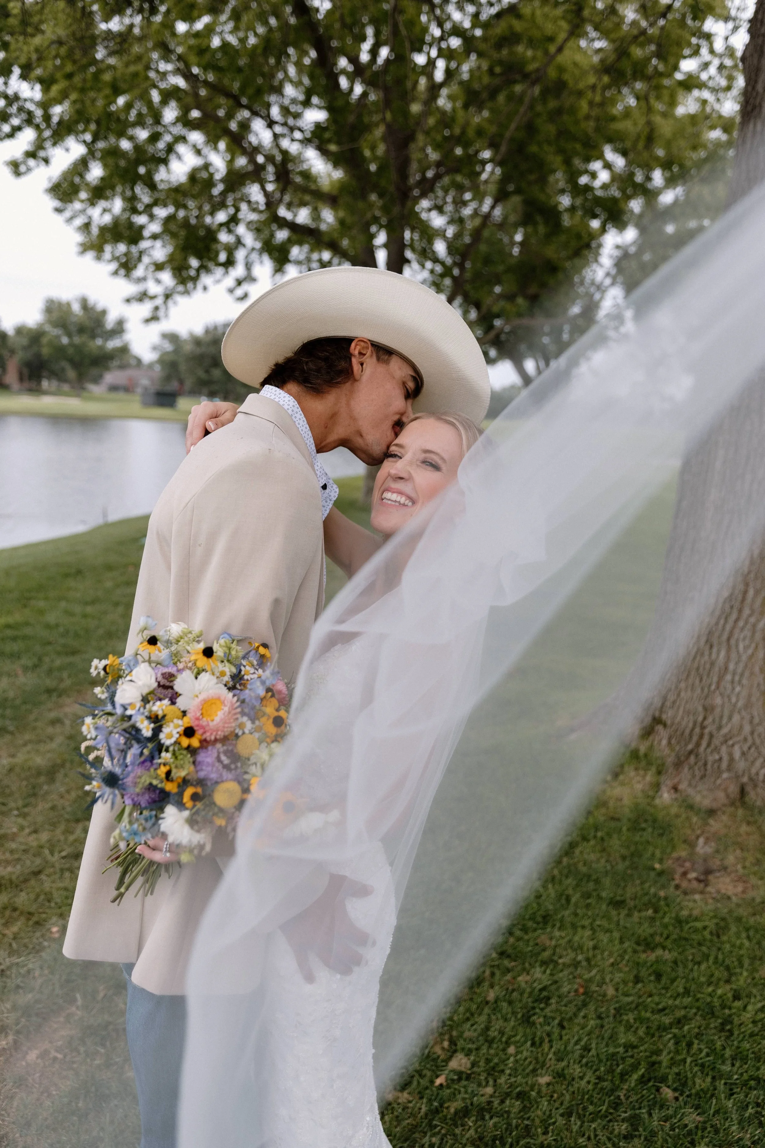 Omaha Country Club Wedding Photographer