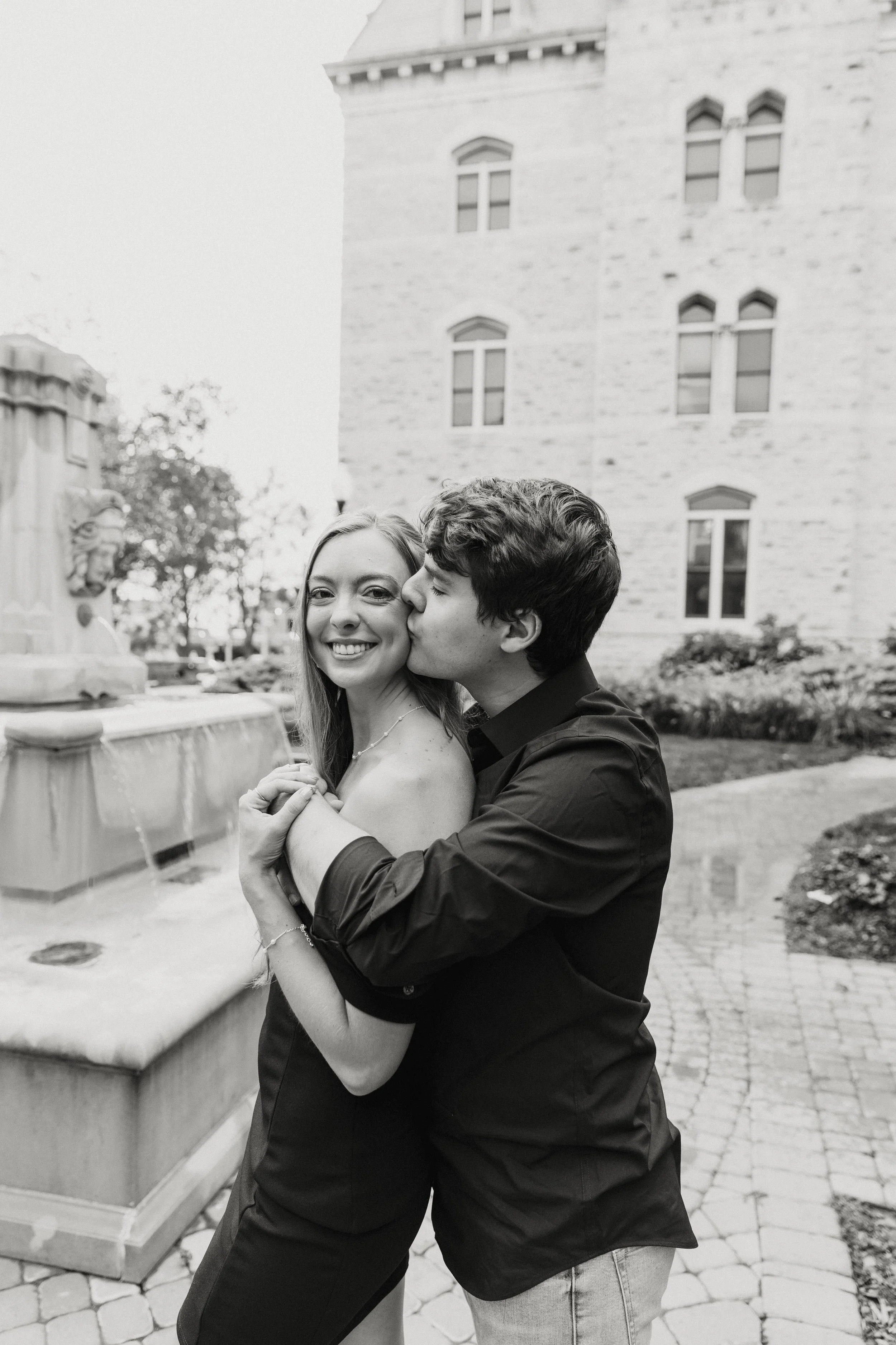 downtown lincoln engagement photos