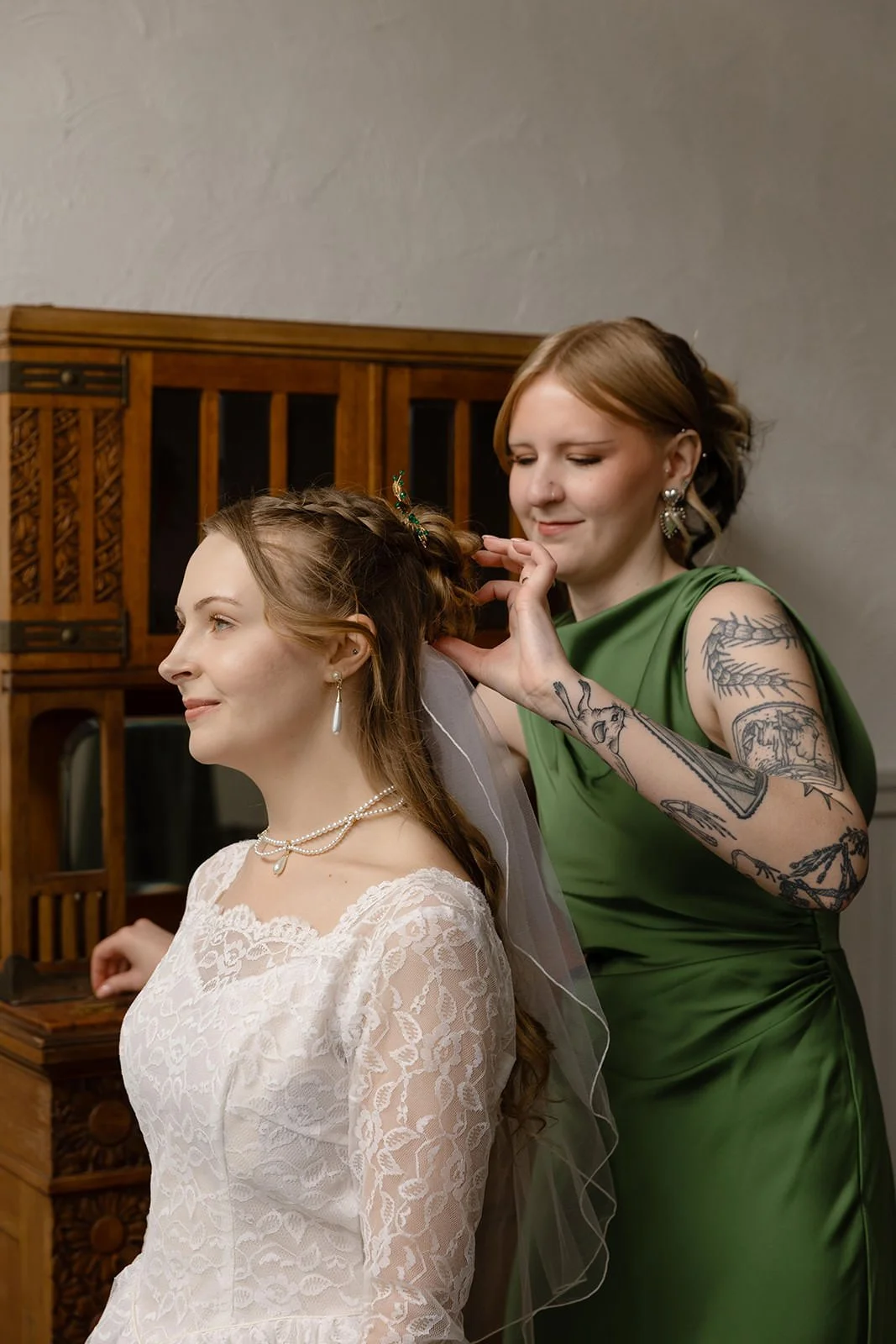omaha micro wedding at 40th street theater7.jpg