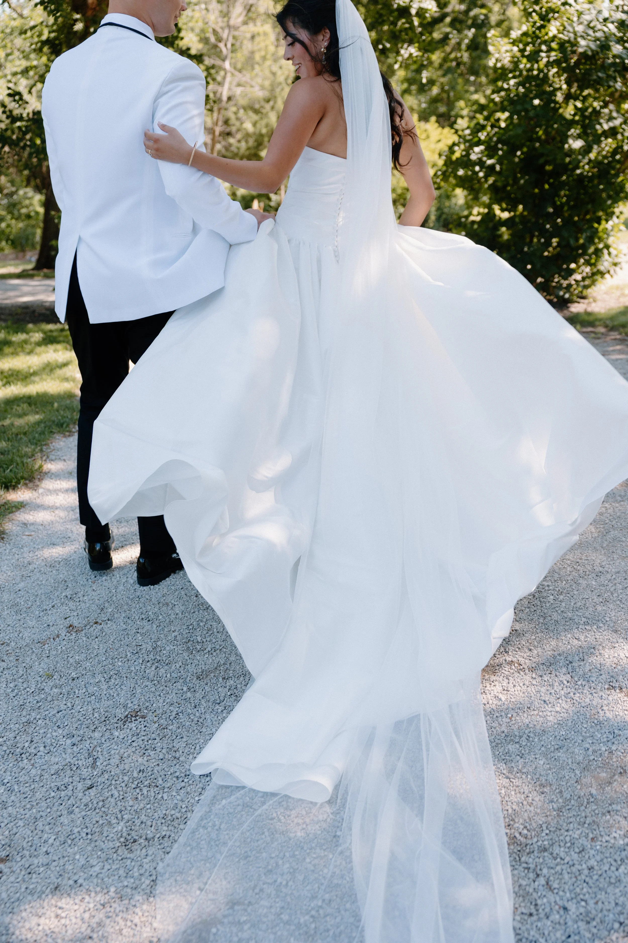 Documentary Nebraska Wedding Photographer