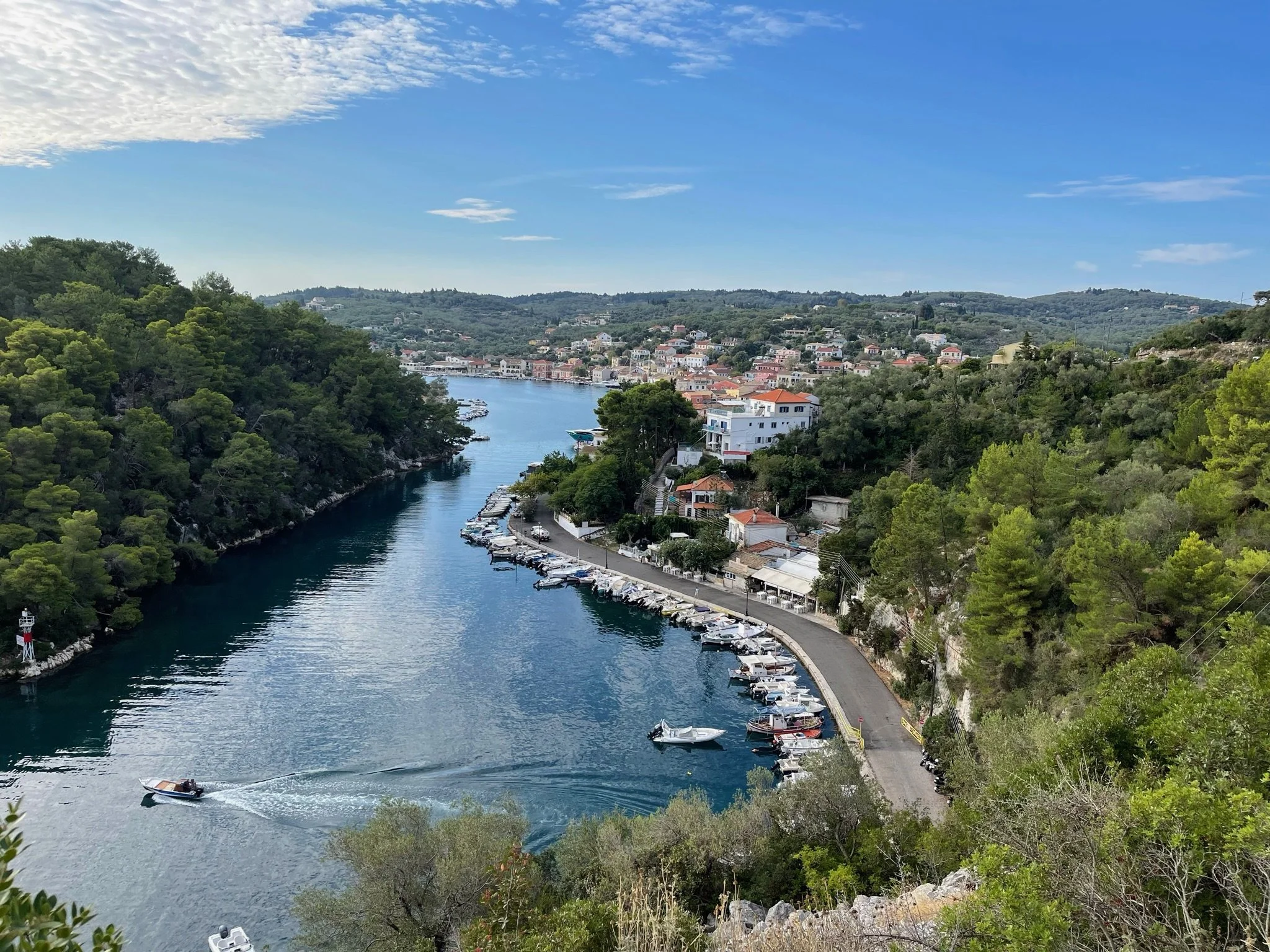 Two Sides of Greece: The Aegean or the Ionian?