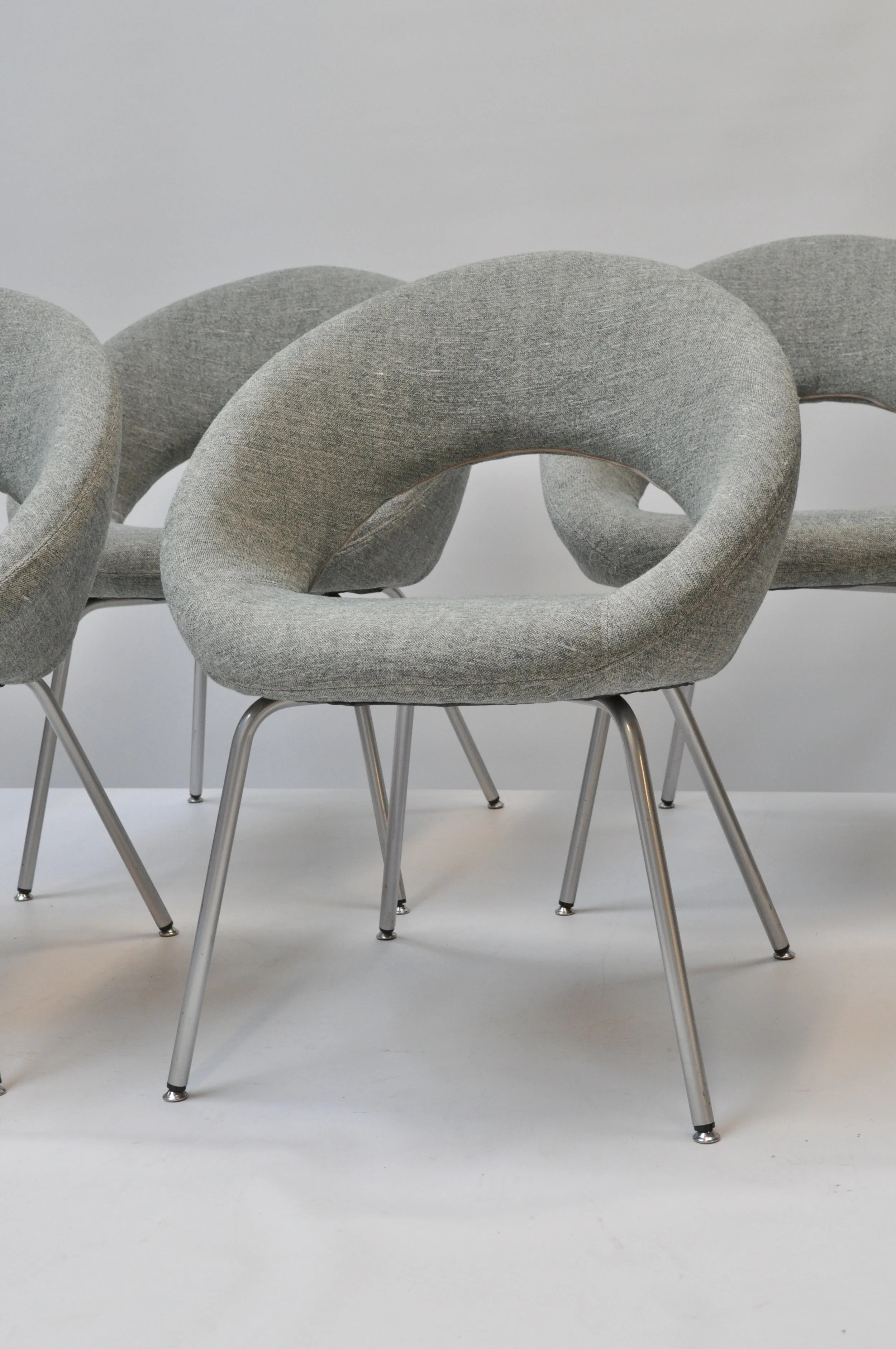 Artifort Nina fauteuil – set van 4 – René Holten, ca. 2000 – volledig gerestaureerd