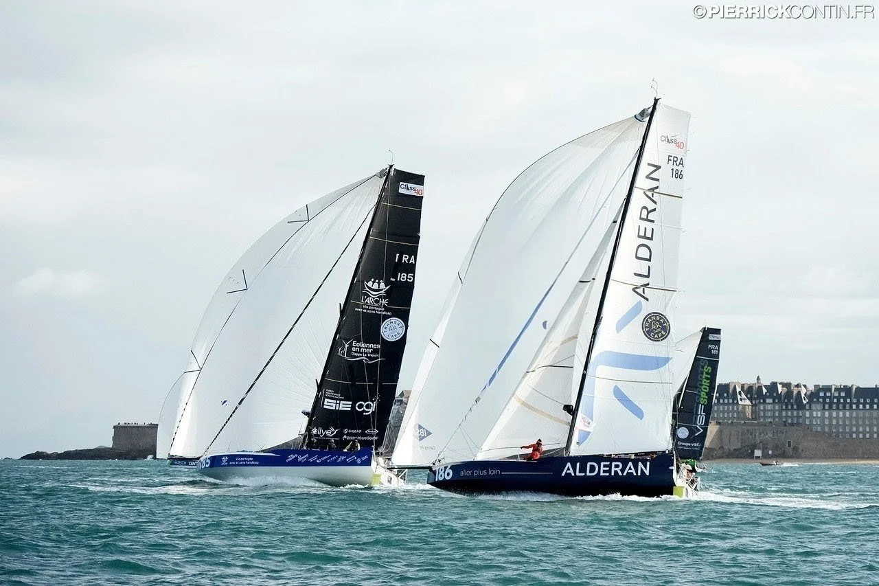 Quelle émotion de revenir avec mon Class40 sur mes terres malouines ! 🥹
6 ans après avoir quitté ma carrière de Data Scientist pour ce rêve un peu fou de course au large, je suis de retour à #SaintMalo pour