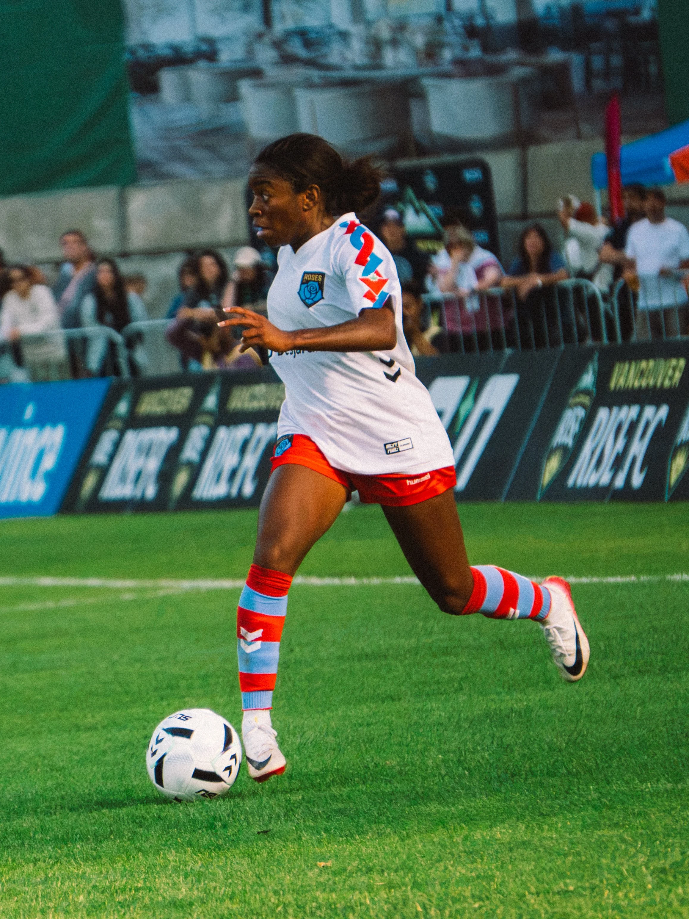 Vancouver_Rise_v_MTL_Roses_NSL_-19.jpg