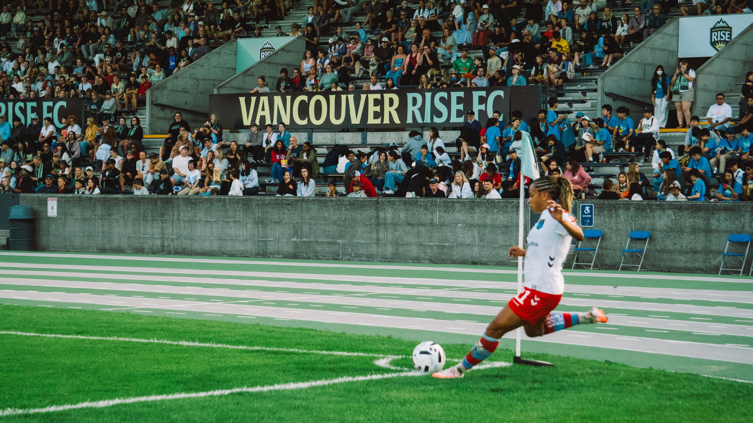 Vancouver_Rise_v_MTL_Roses_NSL_-15.jpg