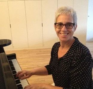 Crafting Nirvana: The Art and Impact of Music Imagery with Robin Sloane Seibert