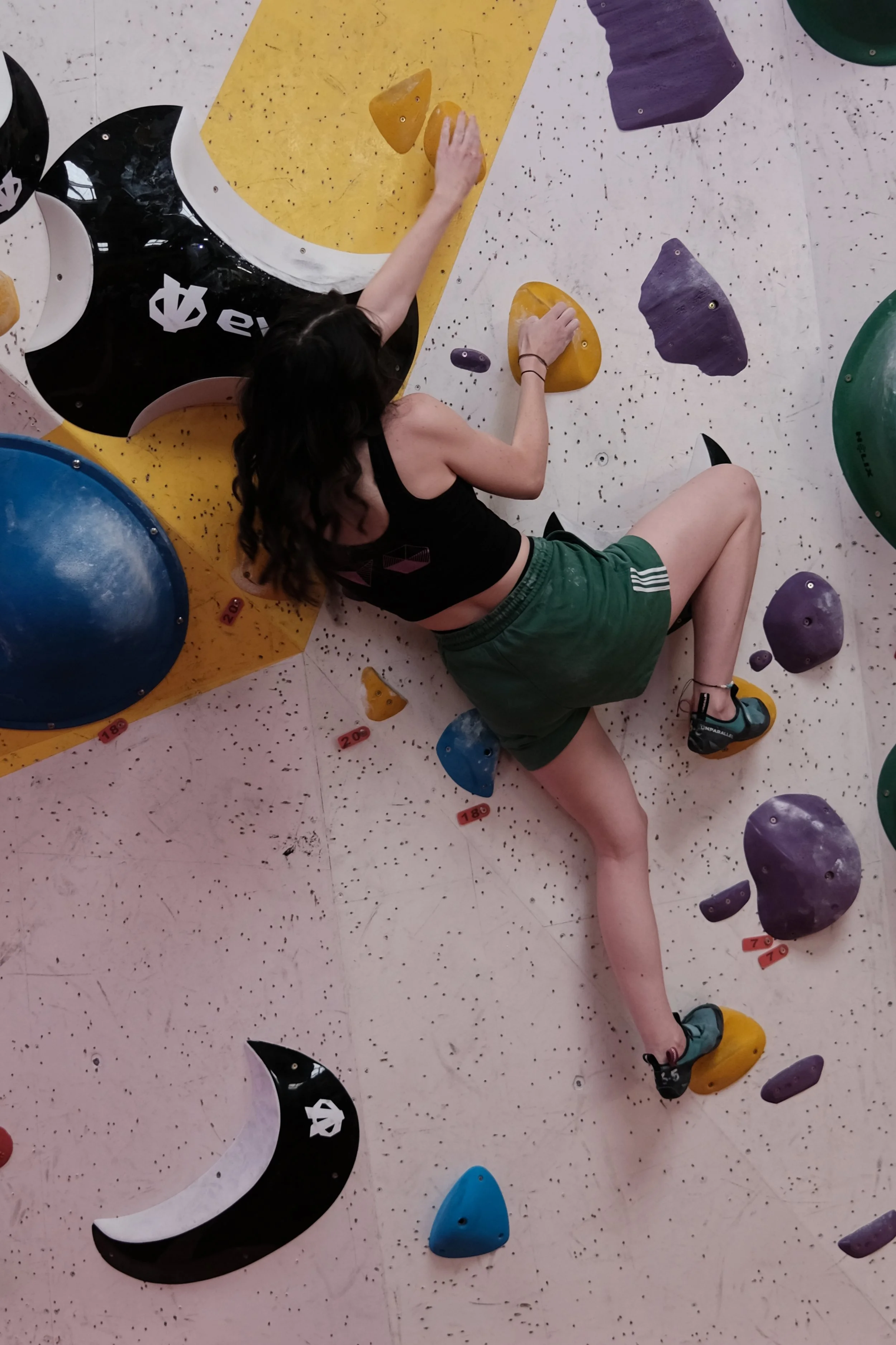 What trousers should you wear bouldering?
