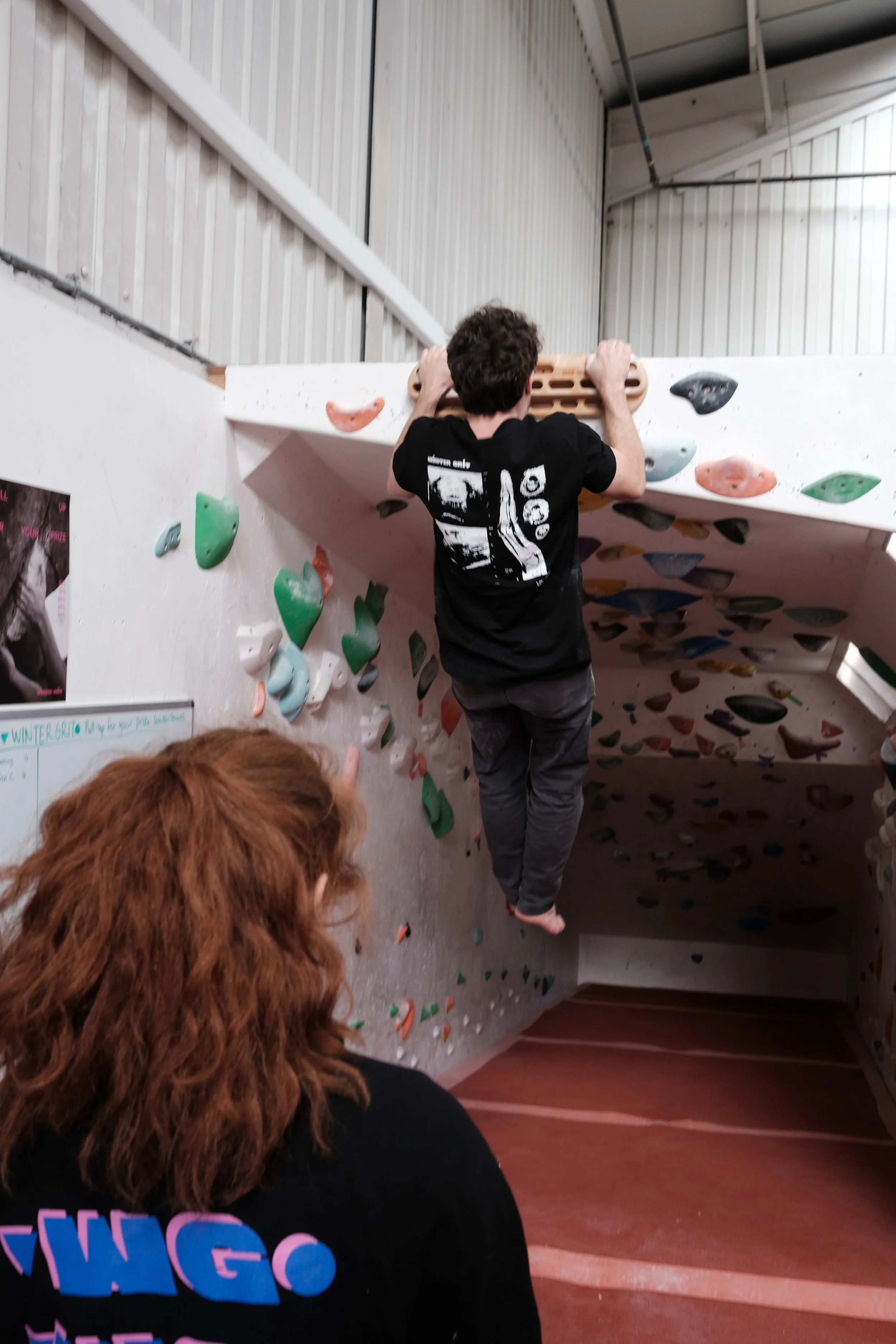 Everyday clothes for indoor bouldering
