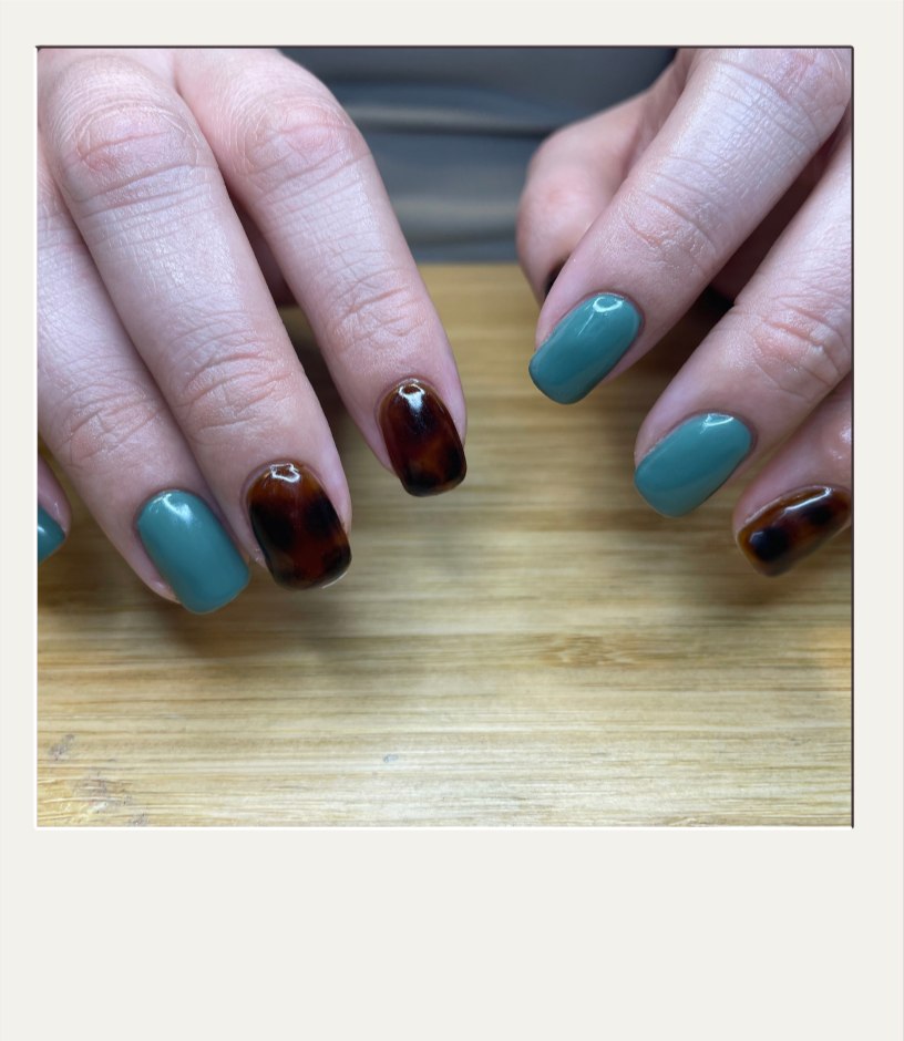Latina owned, small business, soft gel, polygel, acrylic gel, acrylic, hard gel, builder gel, BIAB, Luminary, Private nail techs, nail artist, nail art, local owned, male manicure