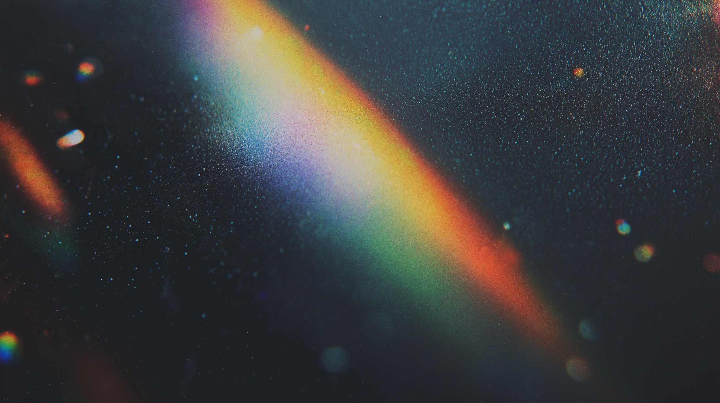 rainbow lens flare.png