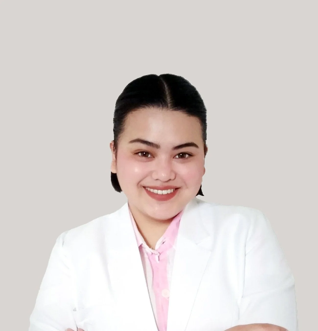 an image of Maria Christina Hernandez smiling at the camera