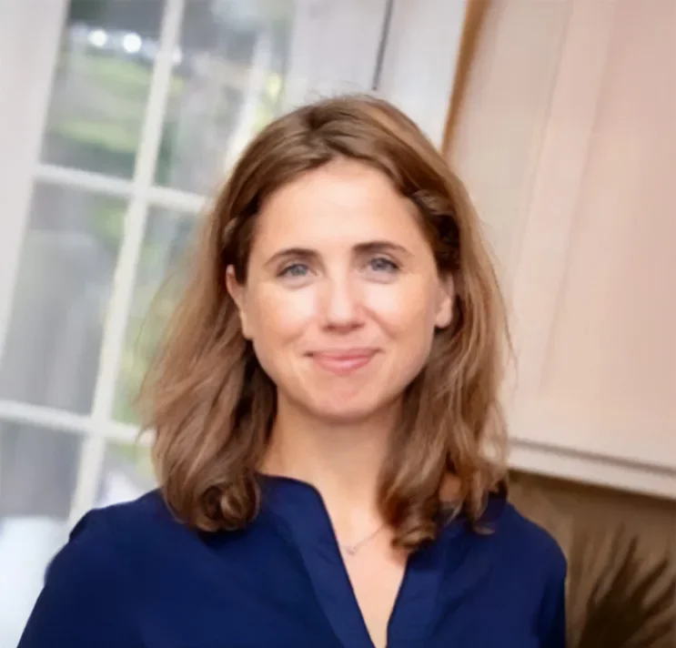 an image of Hannah Lavan smiling at the camera