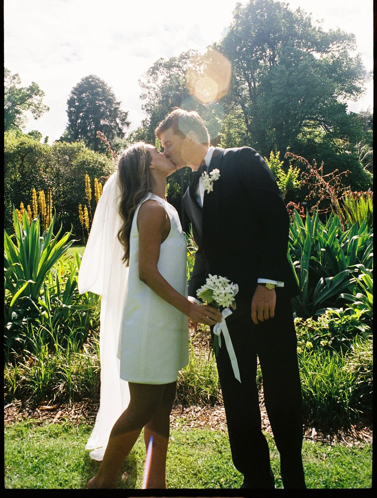 The sweetest surprise elopement for Sam &amp; Isabel back in November ✨ with a delicate little bouquet by the bride herself and rings hand made by the groom&rsquo;s mother

A joy to capture, more from this day soon 💛
