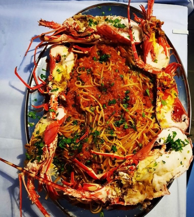 Discover the best of Mediterranean cuisine in Kastellorizo (Megisti, Meis), where seafood, local cheeses, and fresh vegetables create vibrant and flavorful dishes.
