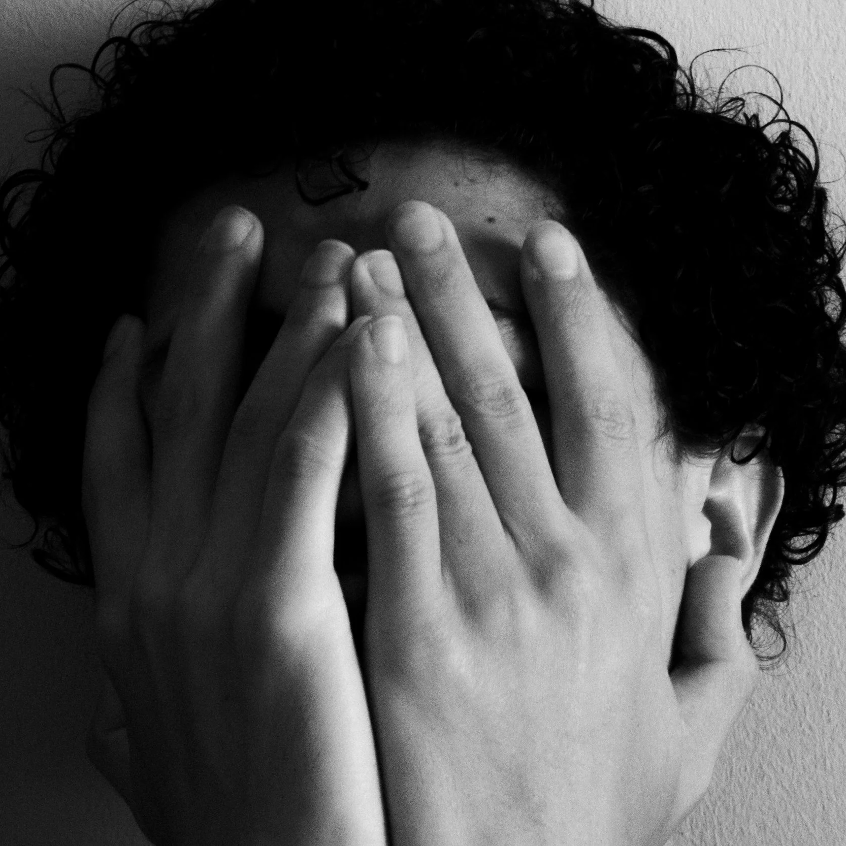 EMDR for Anxious Attachment: When Relationship Anxiety Takes Over