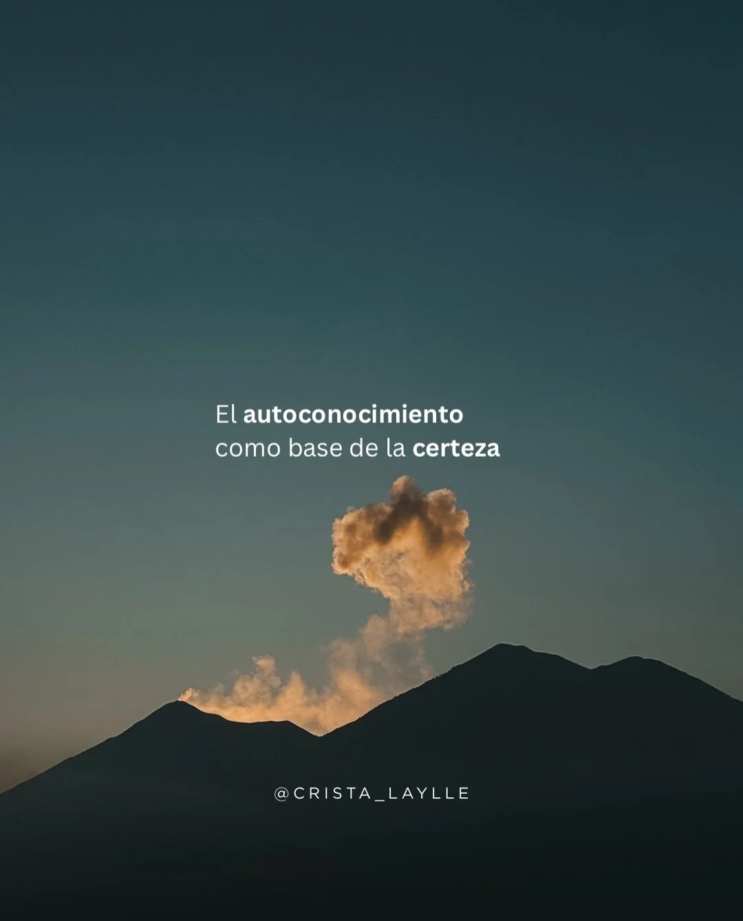 Cuantas veces hemos esperado sentir CERTEZA para avanzar en algo en la vida, para cambiar de carrera, para mudarnos, para dejar una relaci&oacute;n? 

Esa certeza llega cuando te conoces, cuando profundizas en todo lo que eres, la luz y la sombra. Tu