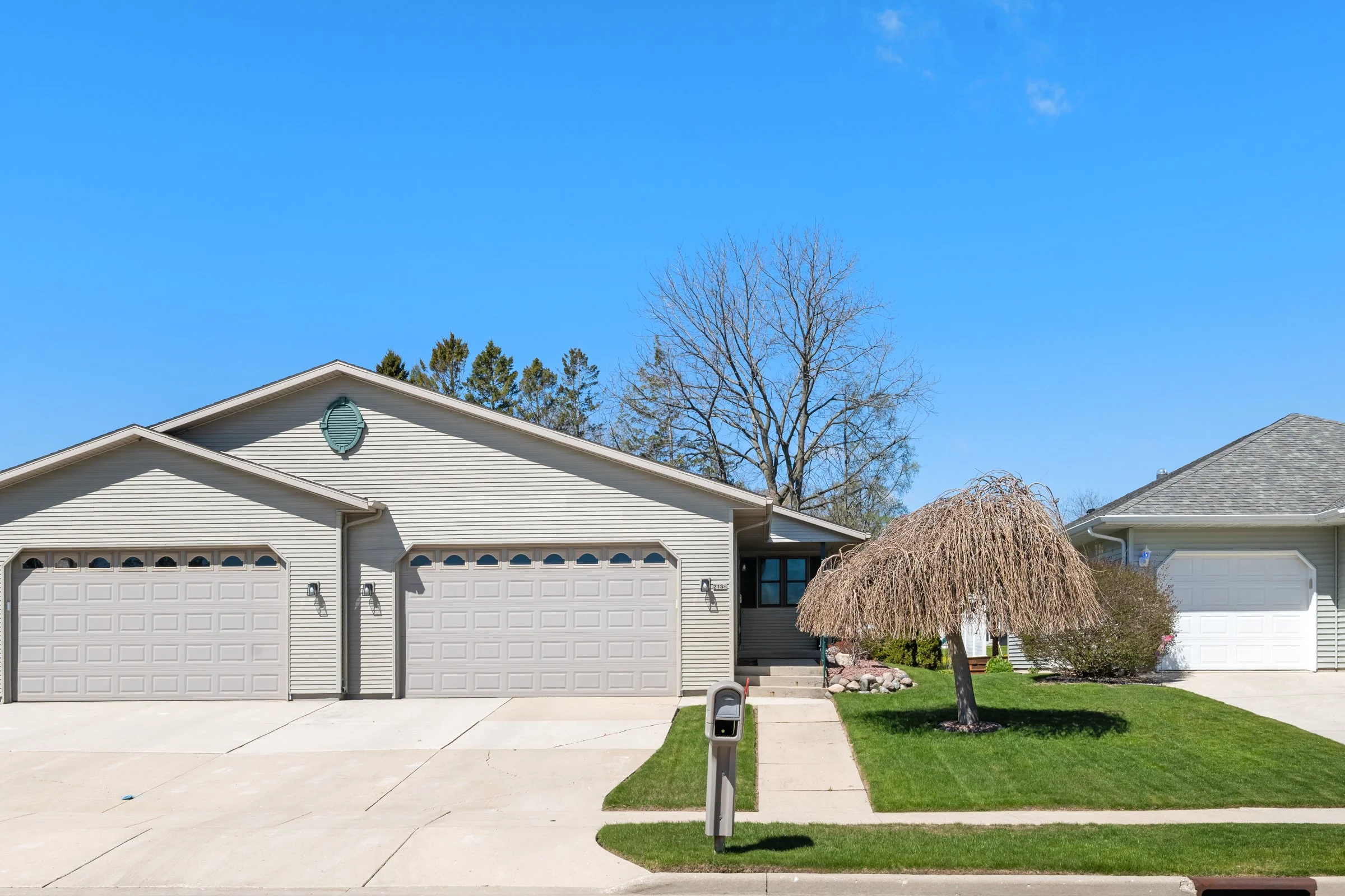 2138-S22nd St-101.jpg
