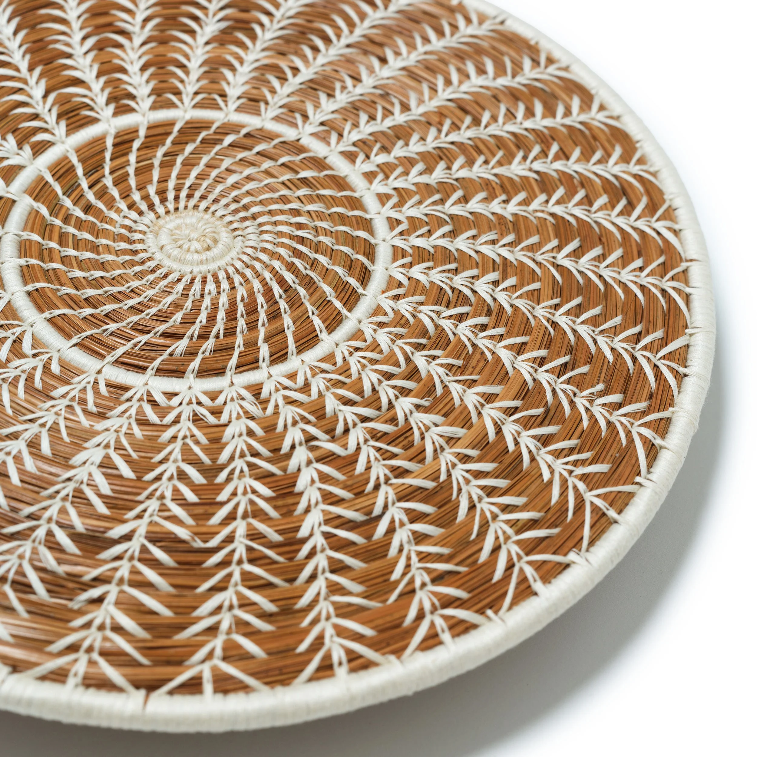 RB Curated-Pine Needle Charger 02.jpg