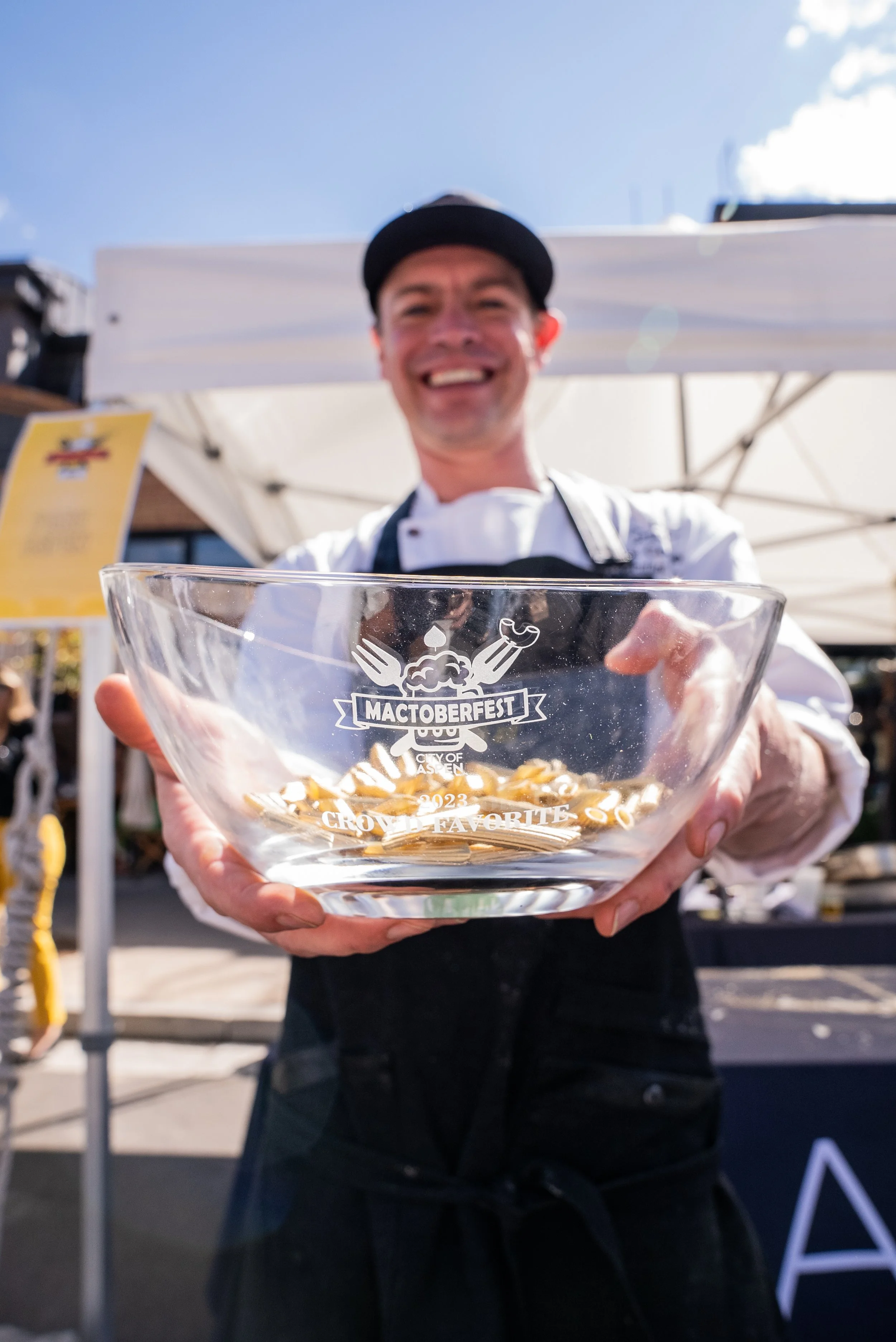 Mactoberfest winning chef with glass bowl prize