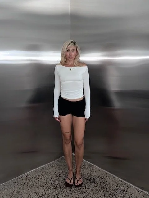 Introducing SILVER 🩶💿
a new backdrop, now apart of the space

@__maddymunro understood the brief