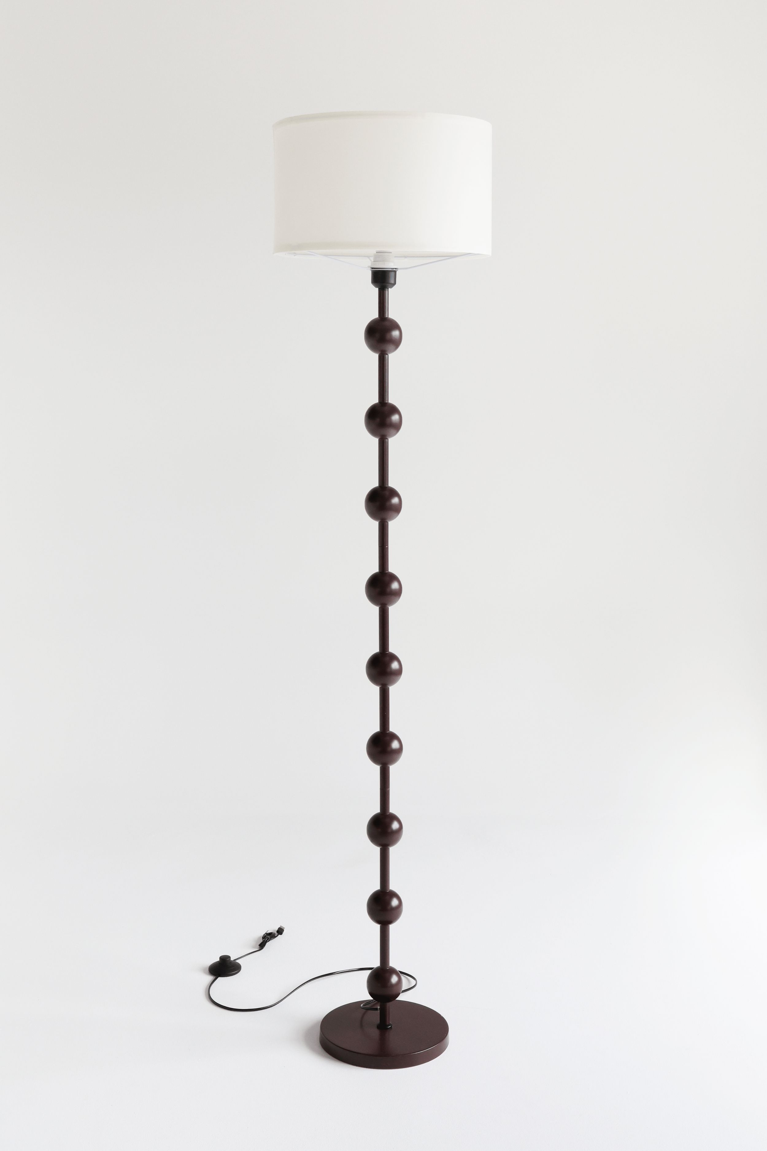Tall standing lamp prop 