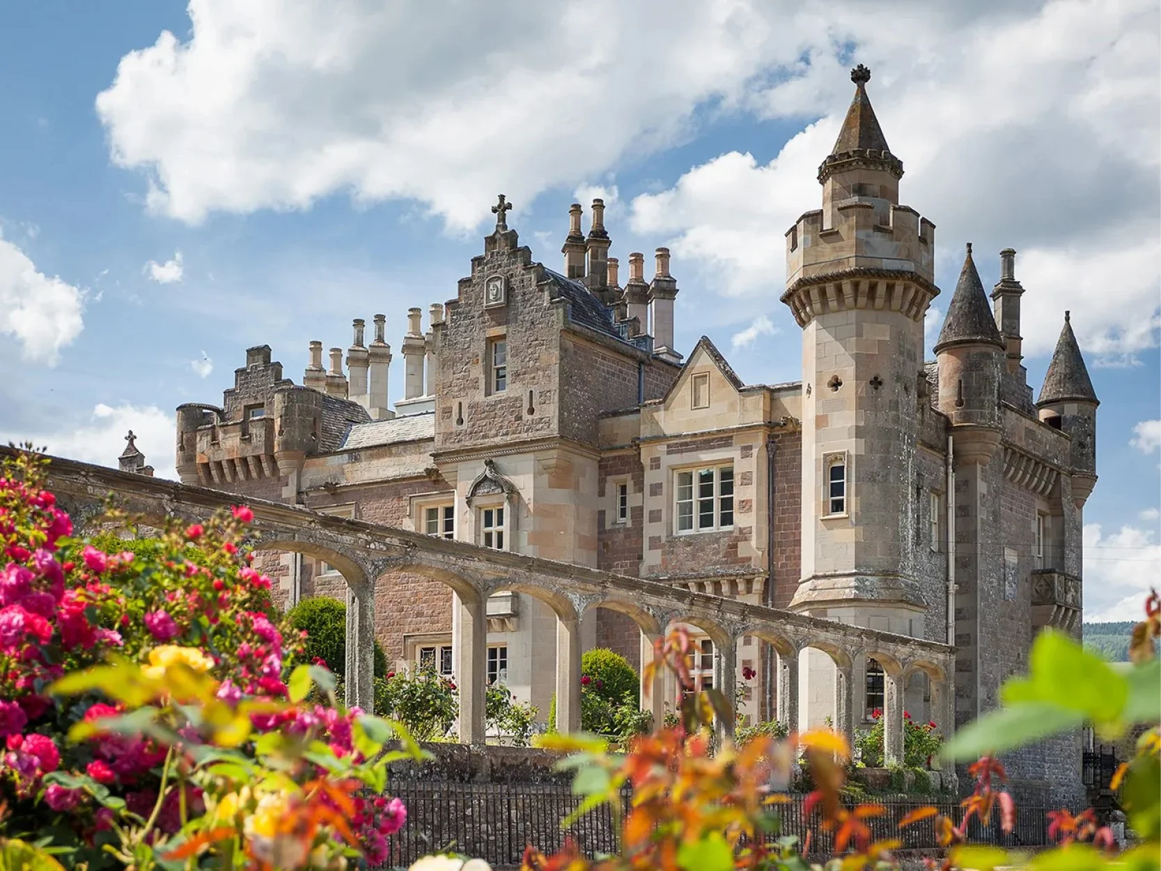 Delancey Society Travels: A Bibliophile’s Guide to Edinburgh and the Scottish Lowlands: Robert Burns, Sir Walter Scott, and the Myth of Scotland 
