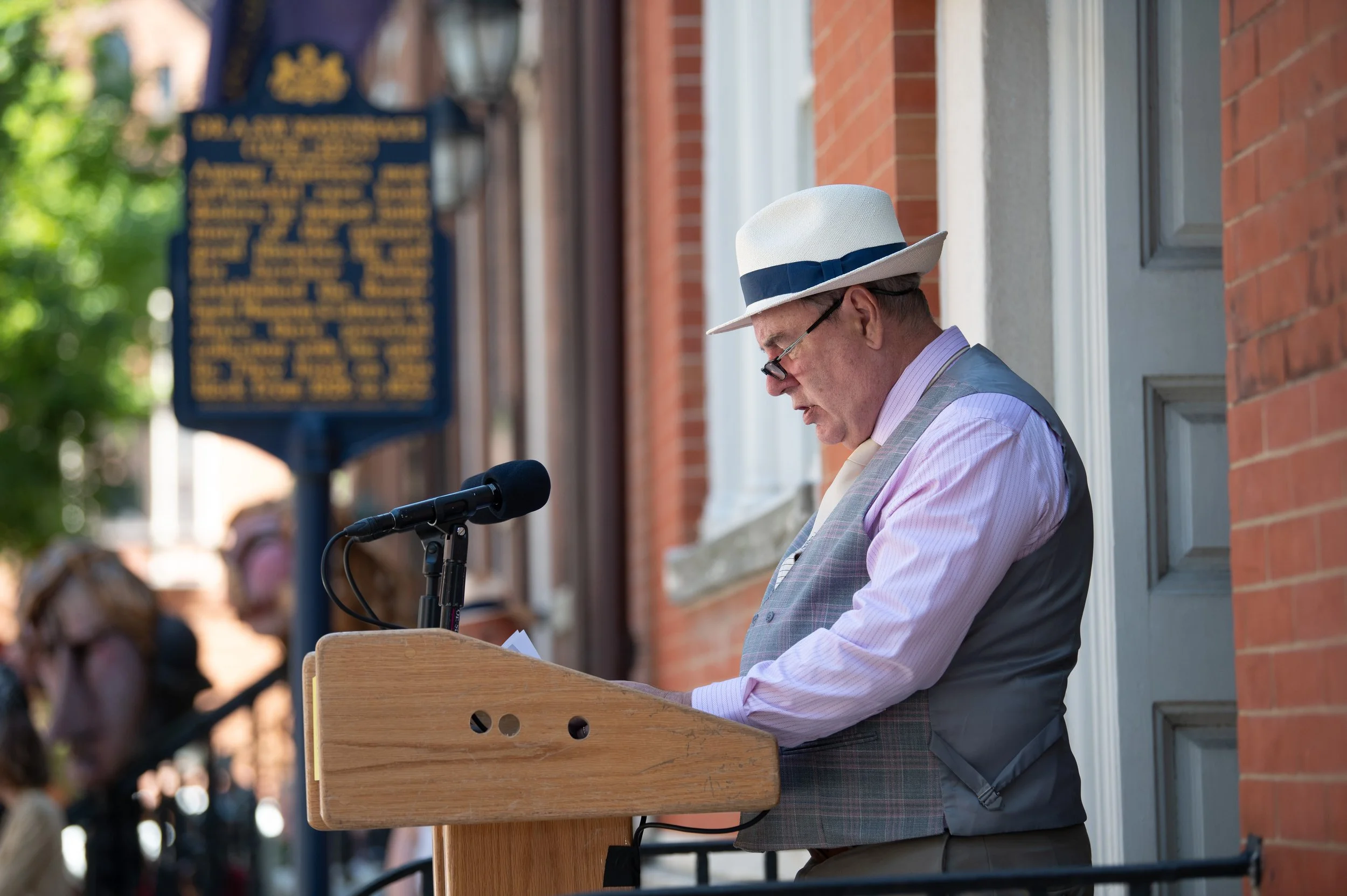 VanAukenT_rosenbach_20260616_bloomsday_0517.jpg