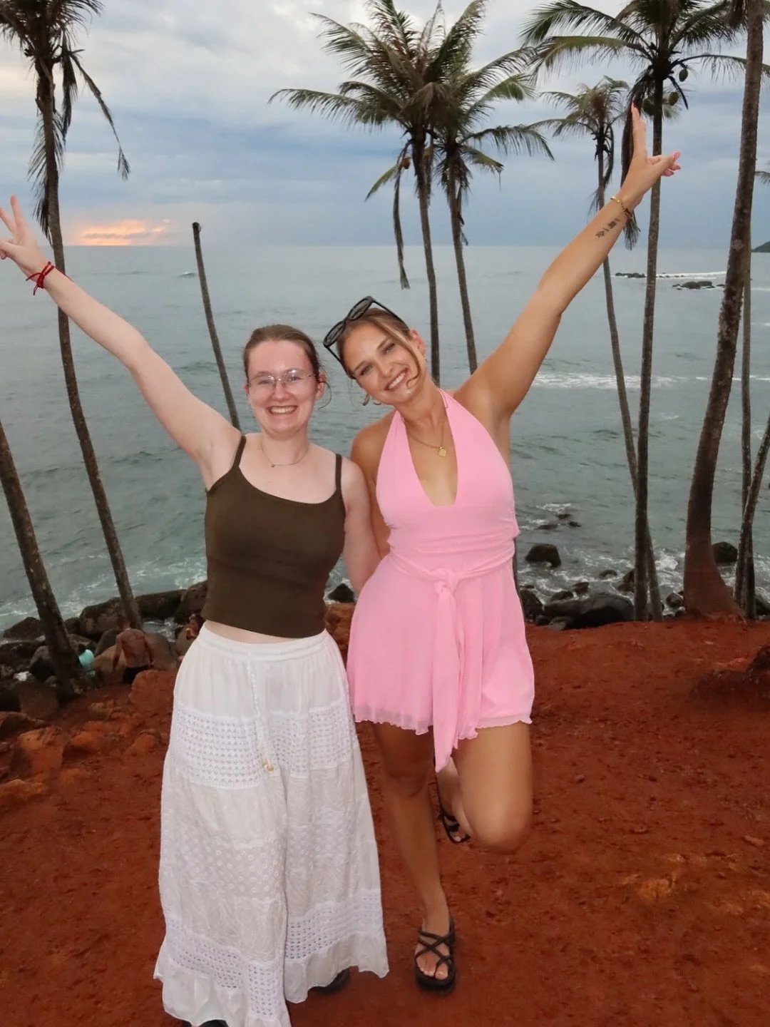 sri lanka you have absolutely stolen our hearts!!!🦋 everybody needs to add this special country to their bucket list🩷 from viewpoint hikes, to picking tea in a local tea farm, cooking delicious local foods, elephant safaris &amp; of course incredib