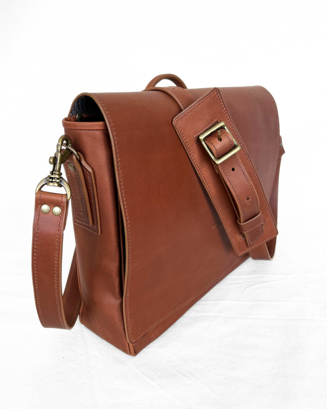 "BASIL" soft crossbody, messenger bag