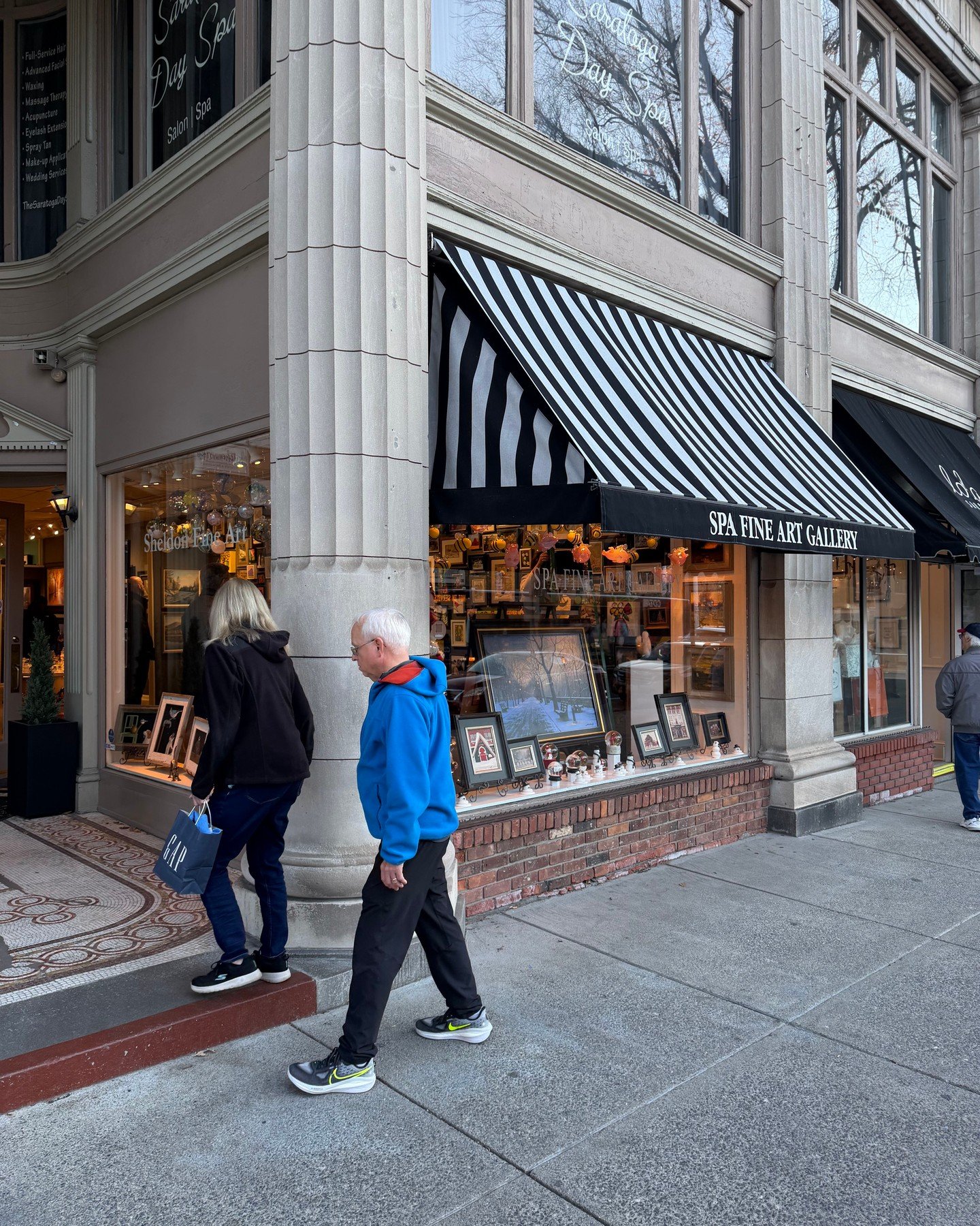 Broadway is alive this weekend &mdash; and so is the gallery!

The Small Works Show is officially underway at Spa Fine Art, featuring original pieces in a range of sizes and styles, all created by an outstanding group of 20 artists.

These are one-of