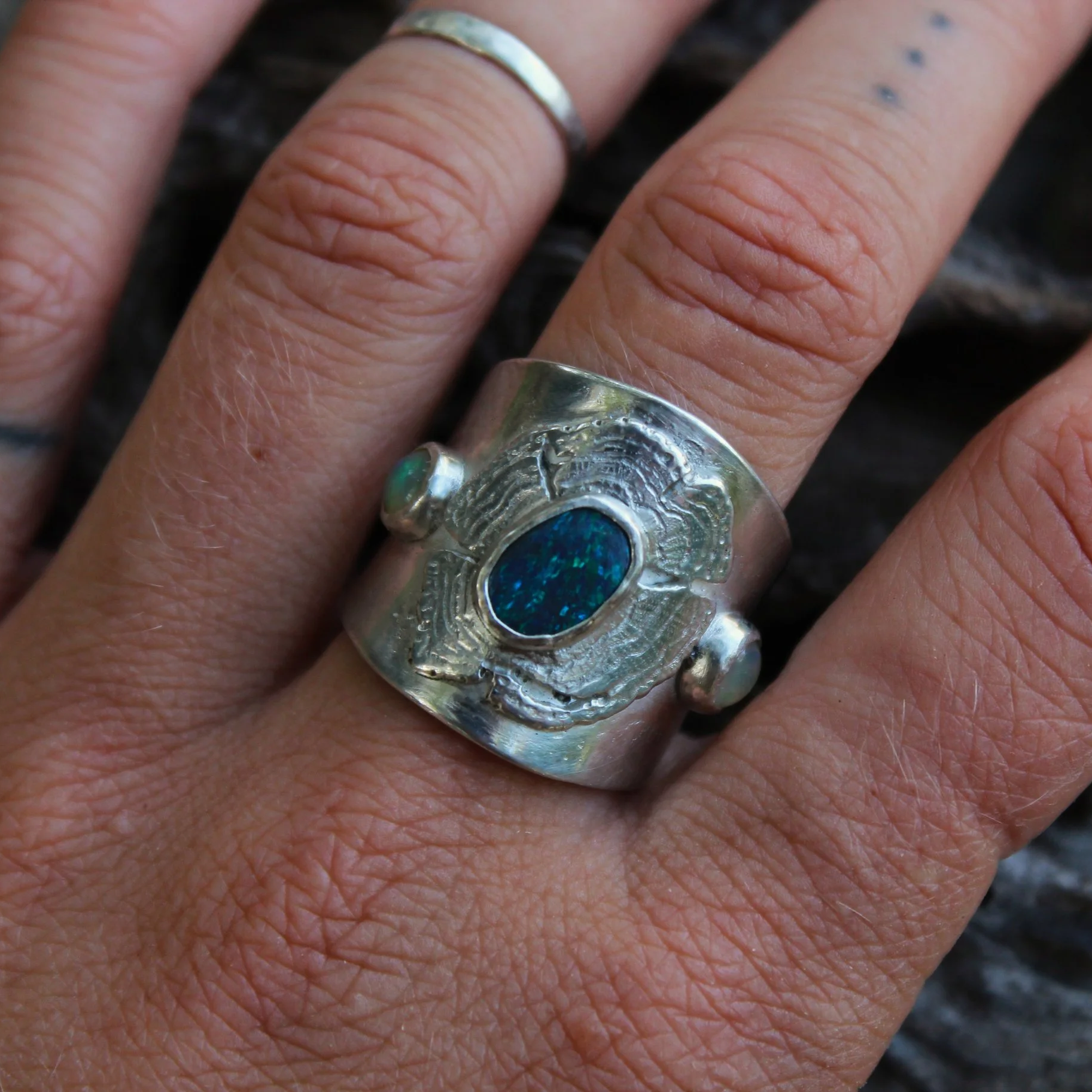 opal growth ring