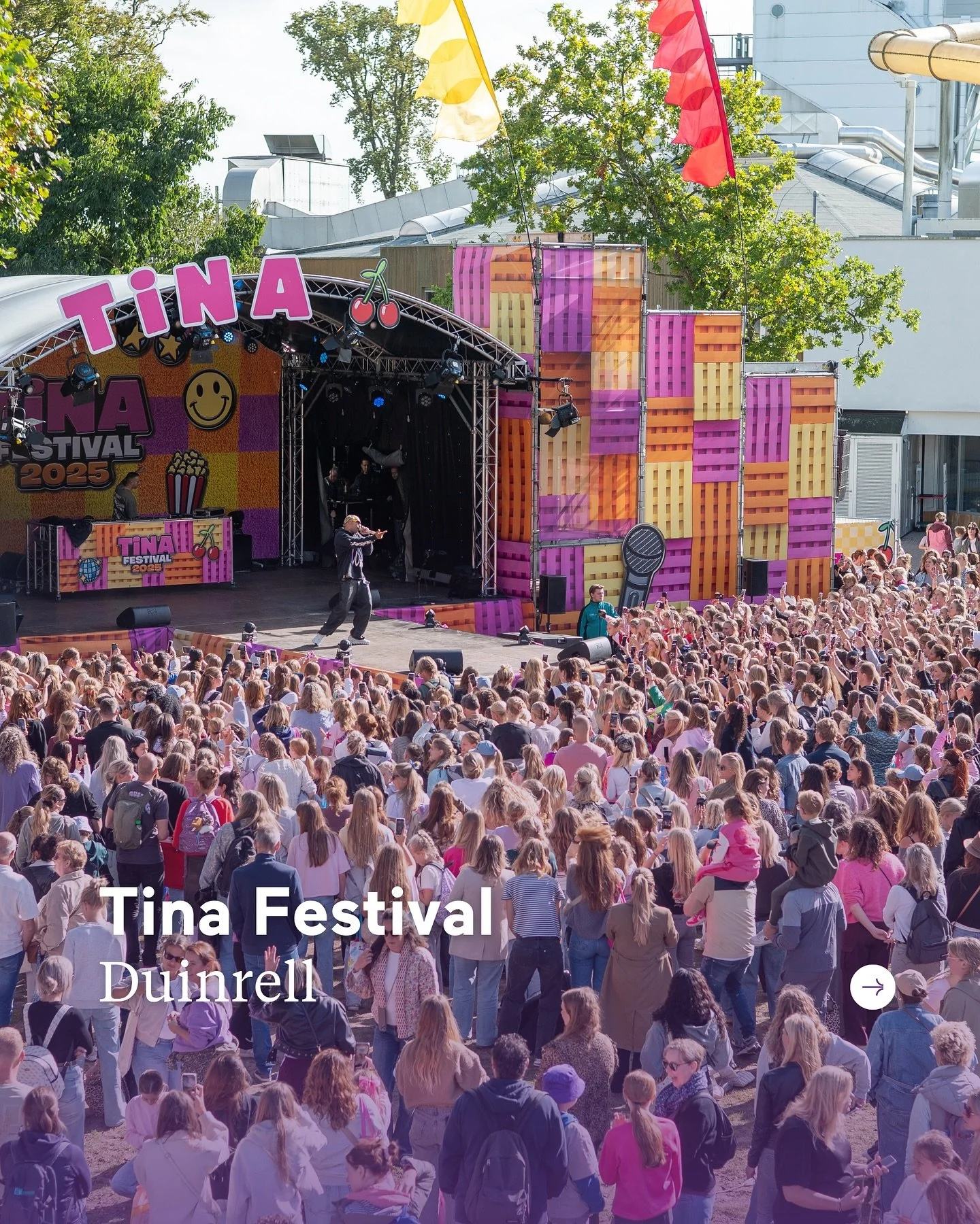 Kleine fans grote smaken bij het Tina Festival 💥

Twee dagen lang zat de sfeer er goed in. Optredens, verrassingen en ontmoetingen met bekende YouTubers en sterren maakten het weekend compleet. Overal zag je blije gezichten, enthousiaste reacties en