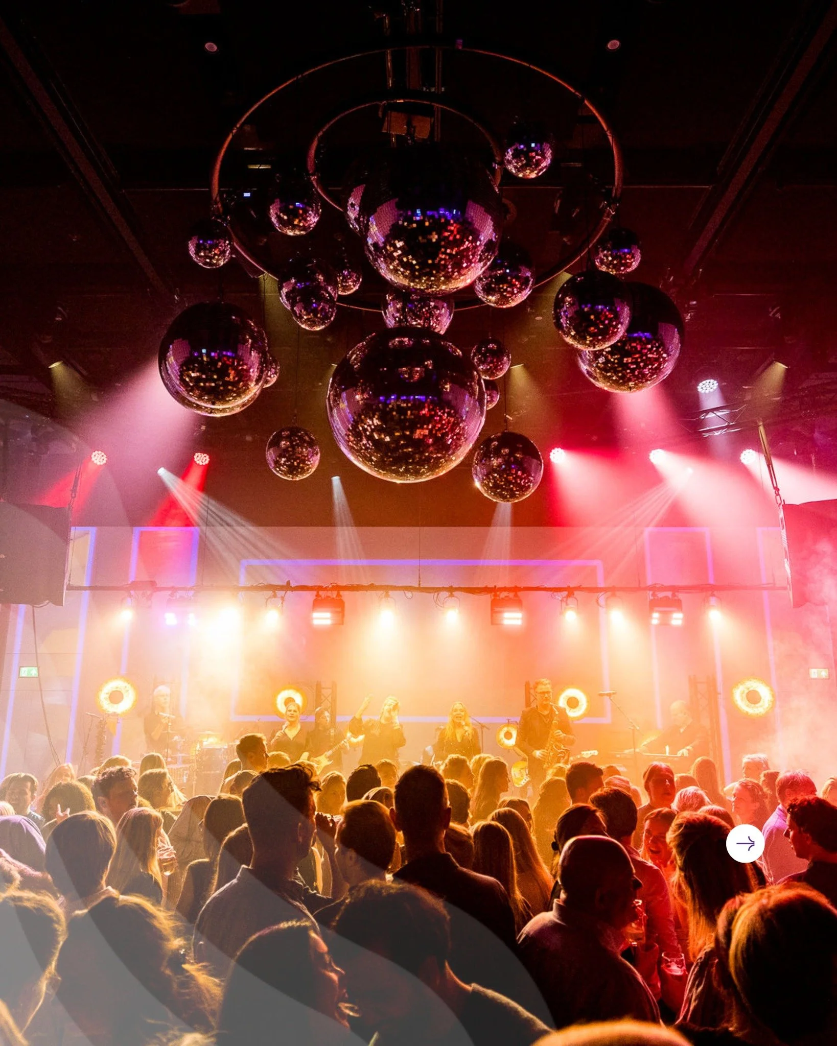 Daar waar smaak en sfeer samenkwamen ✨

In @forumgroningen  trapte de Koninklijke Notari&euml;le Beroepsorganisatie haar jaarcongres af met een onvergetelijke pre-party. 🎶🥂

Vermaat Events verzorgde de culinaire invulling, van fris geshakete cockta