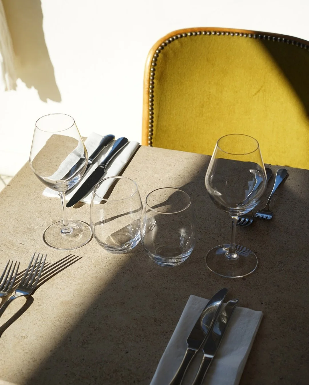 Check out my latest personal post about Le Saint Hubert, a beautiful Hotel in the Luberon opened by Lise Kvan and her husband Eric Mont&eacute;l&eacute;on. They created a fabulous place and gathered a great team. We were welcomed with a smile, the re