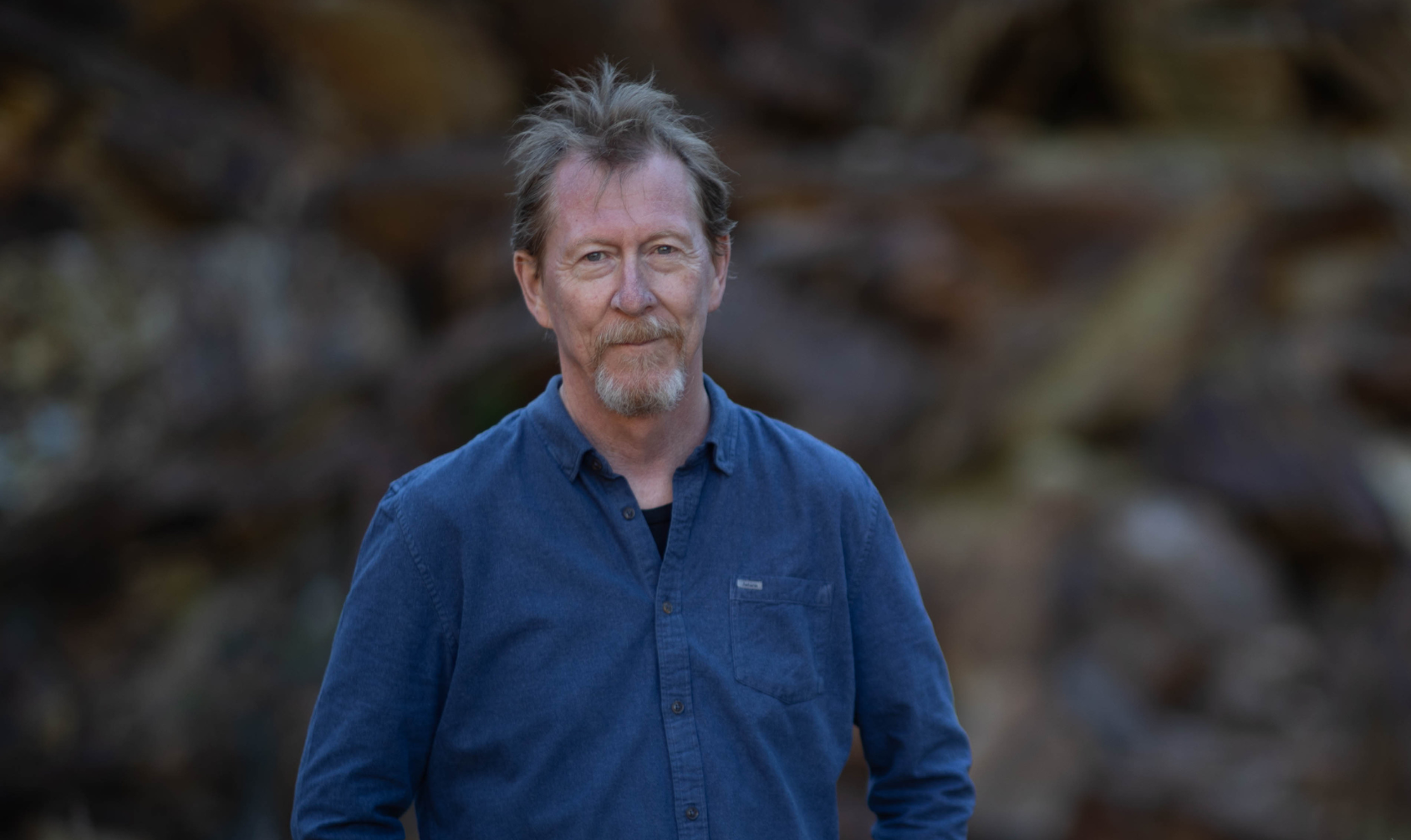 Chris Hammer signs three-book deal to Summit Books Australia and in the UK