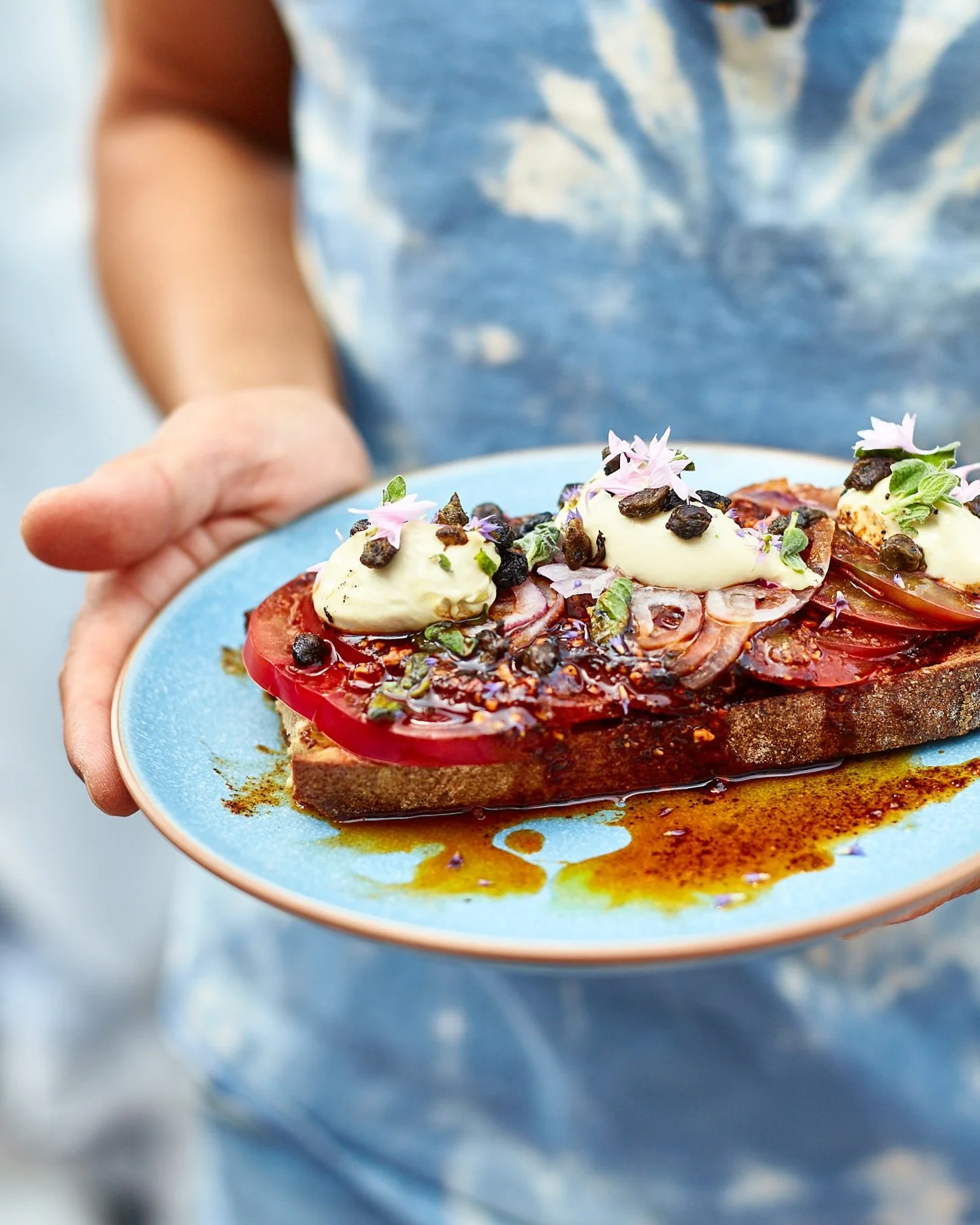 BRUNCH THIS WEEKEND @palmgreens 

From Tahini chia &amp; black sesame, Savoury pancake &amp; Tomato toast ~ we&rsquo;re got you covered! 🌴

Specials inc. Babaganosh Toast, Fennel salad &amp; Fig Leaf Matcha 🍵

Kitchen 10-4, Drinks &amp;Snacks 10-7p