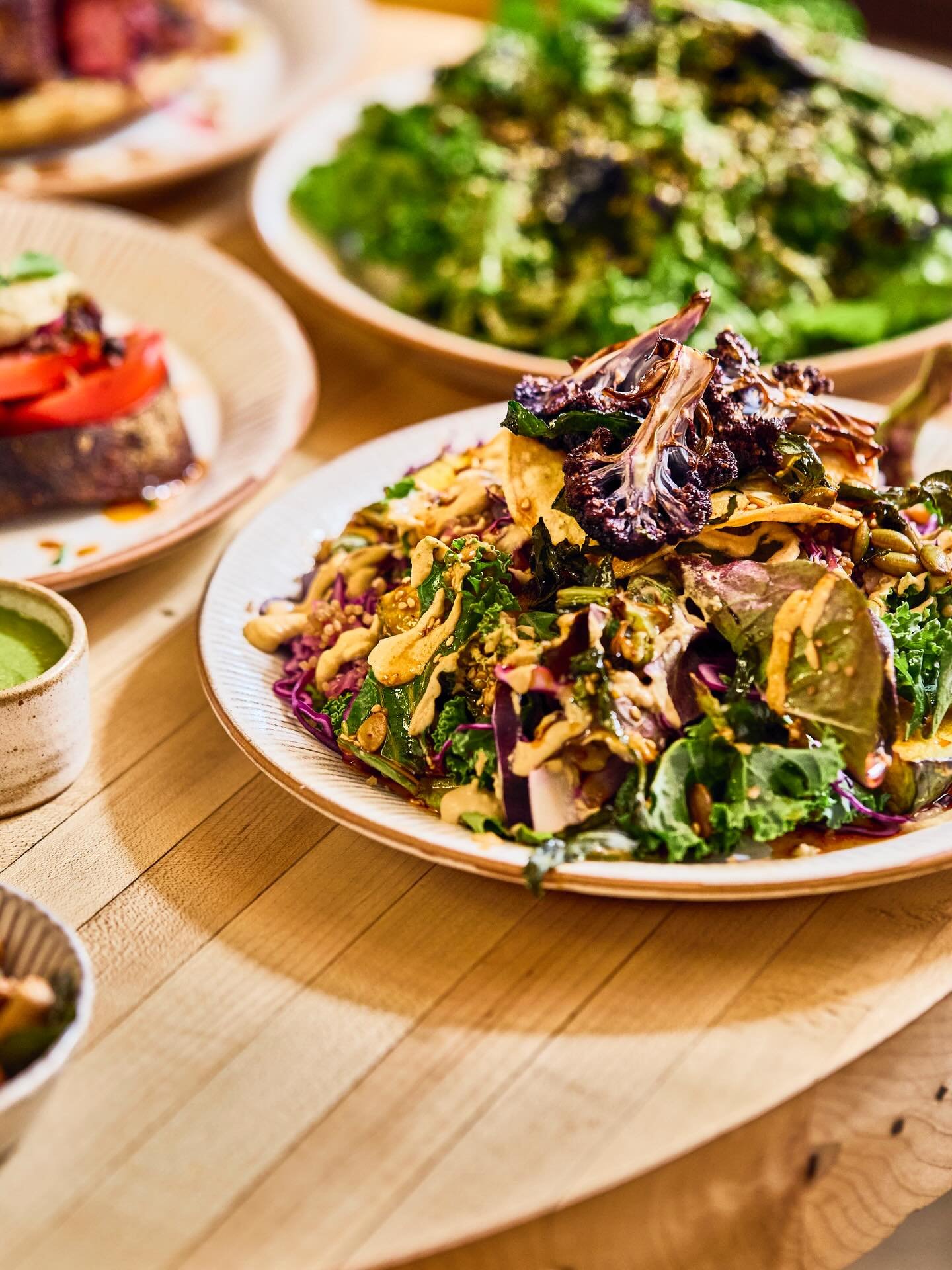 January&rsquo;s the perfect time to nourish your team 🌱 

If you&rsquo;re looking to bring some brightness back to the office, we can cater your lunches with our signature salads, seasonal platters and fresh I&rsquo;m house sweet treats and snacks. 