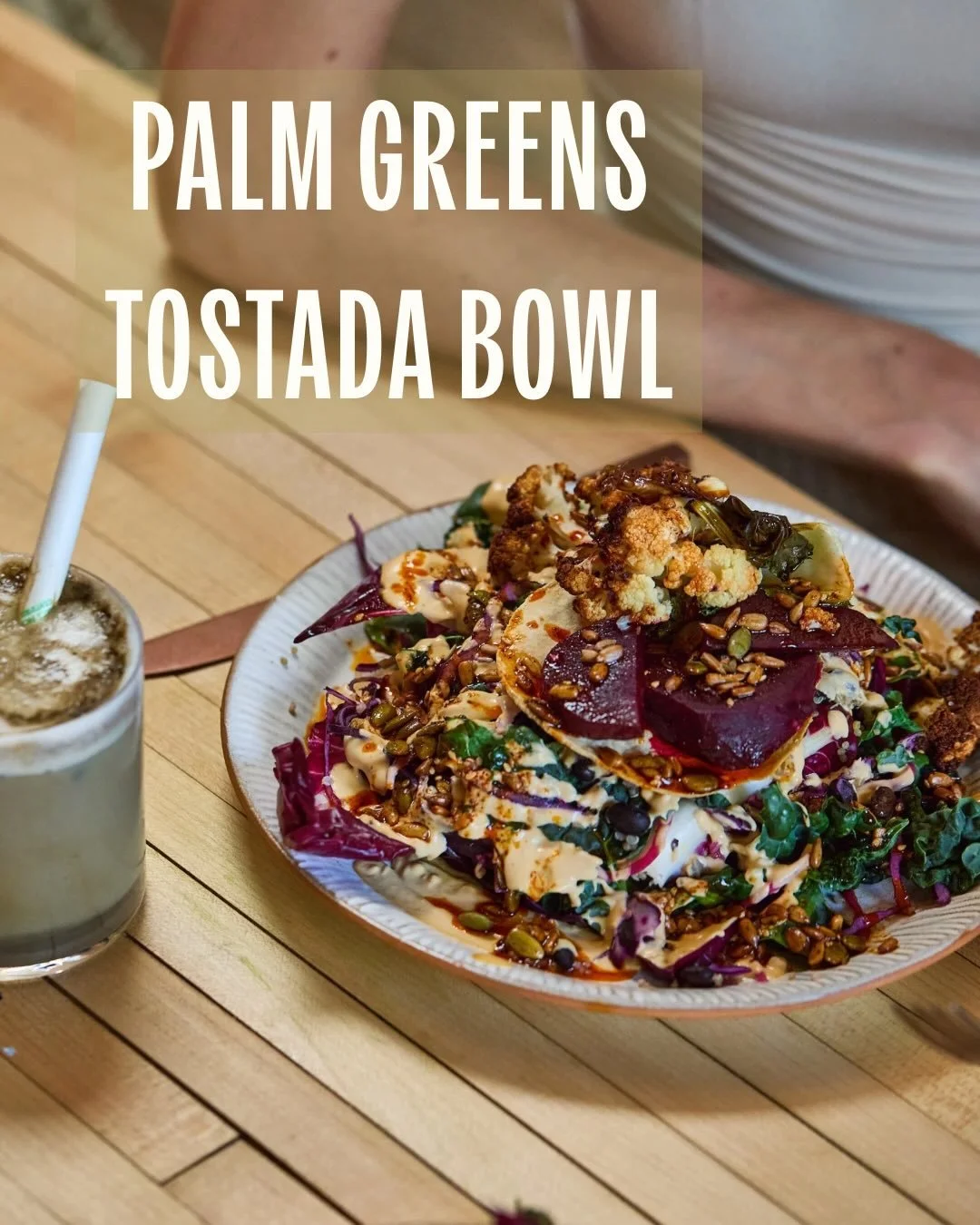 TOSTADA BOWL @palmgreens 

Would you believe this single dish has 24 plants in it?! 
(30 plants a week recommended by @tim.spector !)

This is good for you of course, but not just that - it also makes its bloomin&rsquo; delicious! 

Crunch, acidity, 