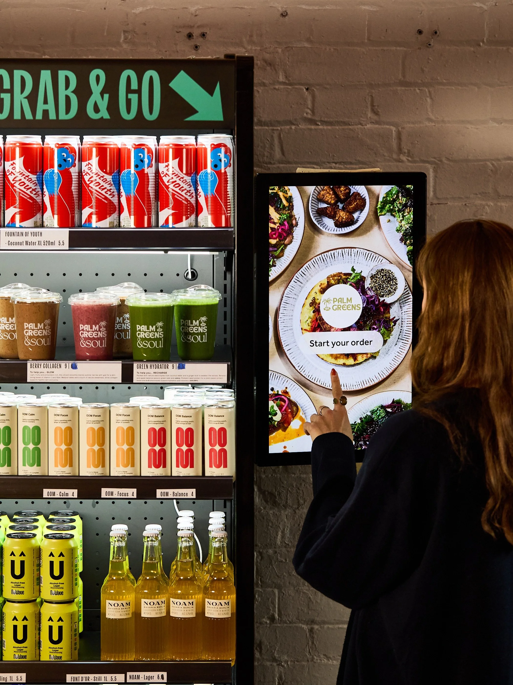 @palmgreens TO GO

The take out fridge is stacked for your grab and go lunch - to enjoy under some shade in the park. ⛱️

Or&hellip; escape the heat and dine in.