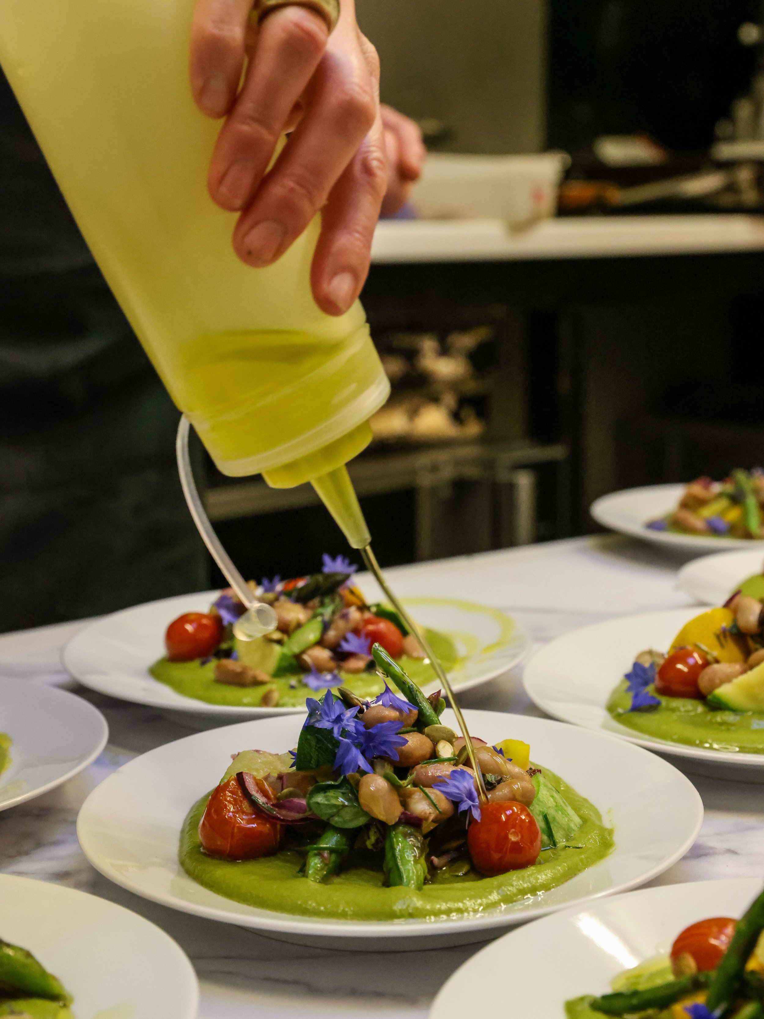EVENTS @palmgreens 

We&rsquo;re warming up for event season. 

Brand launches, bespoke dinners, panel talks and finger food, bubbles and canap&egrave;s. 

We&rsquo;re here to host and tailor events to you. 
Reach out and we&rsquo;ll see how we can w