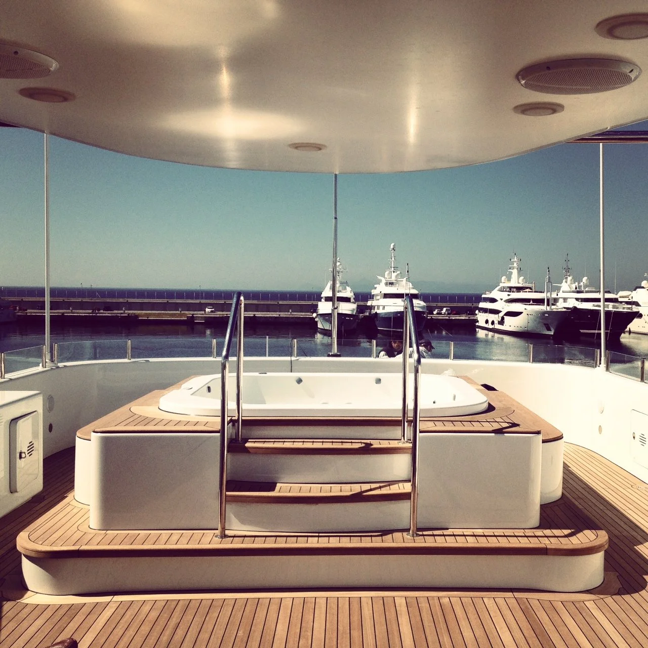 M/Y Africa