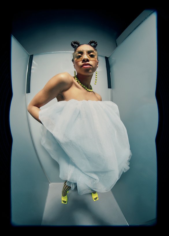 'changing room' sicky magazine