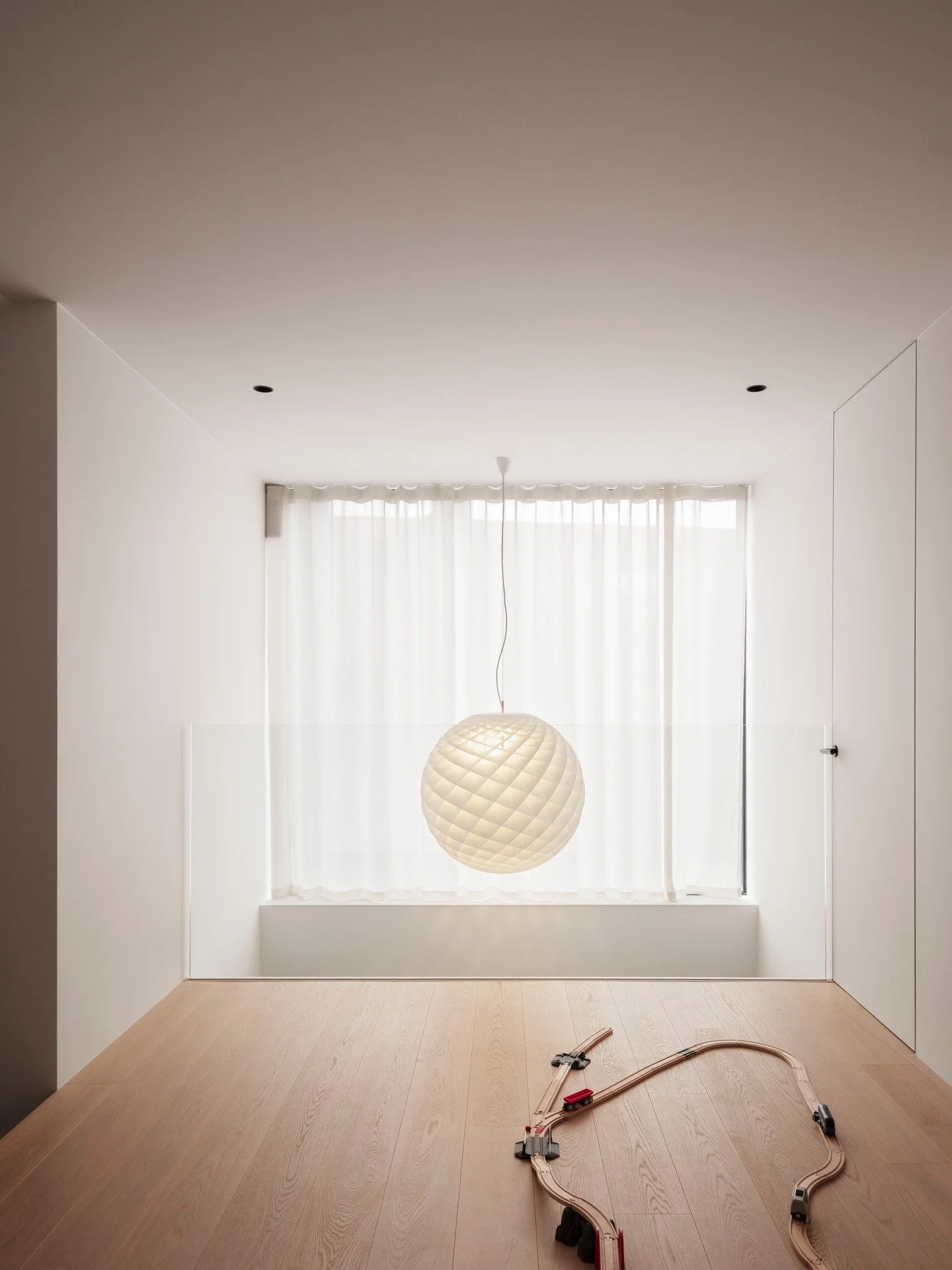 Haus H in Baierbrunn
Foto: @celiauhalde

#jacobundspreng #architektur #architekturb&uuml;ro #architects #contemporary #licht #interior #splitlevel #splitlevelhouse #construction #baustelle #modernarchitecture #modernhome #architecture #bayern #bavari