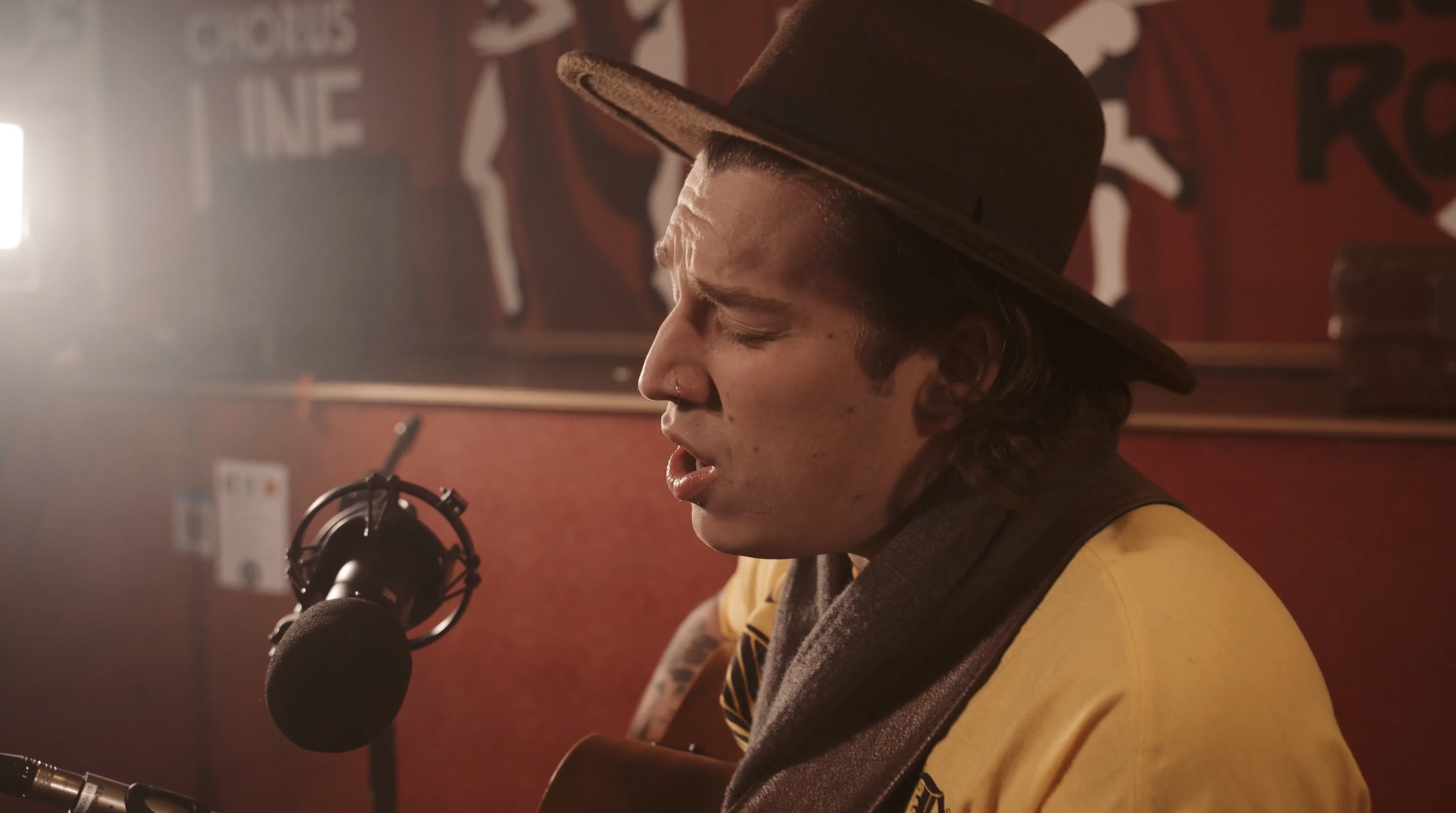 Daniel Eagle - Live Music Videos 