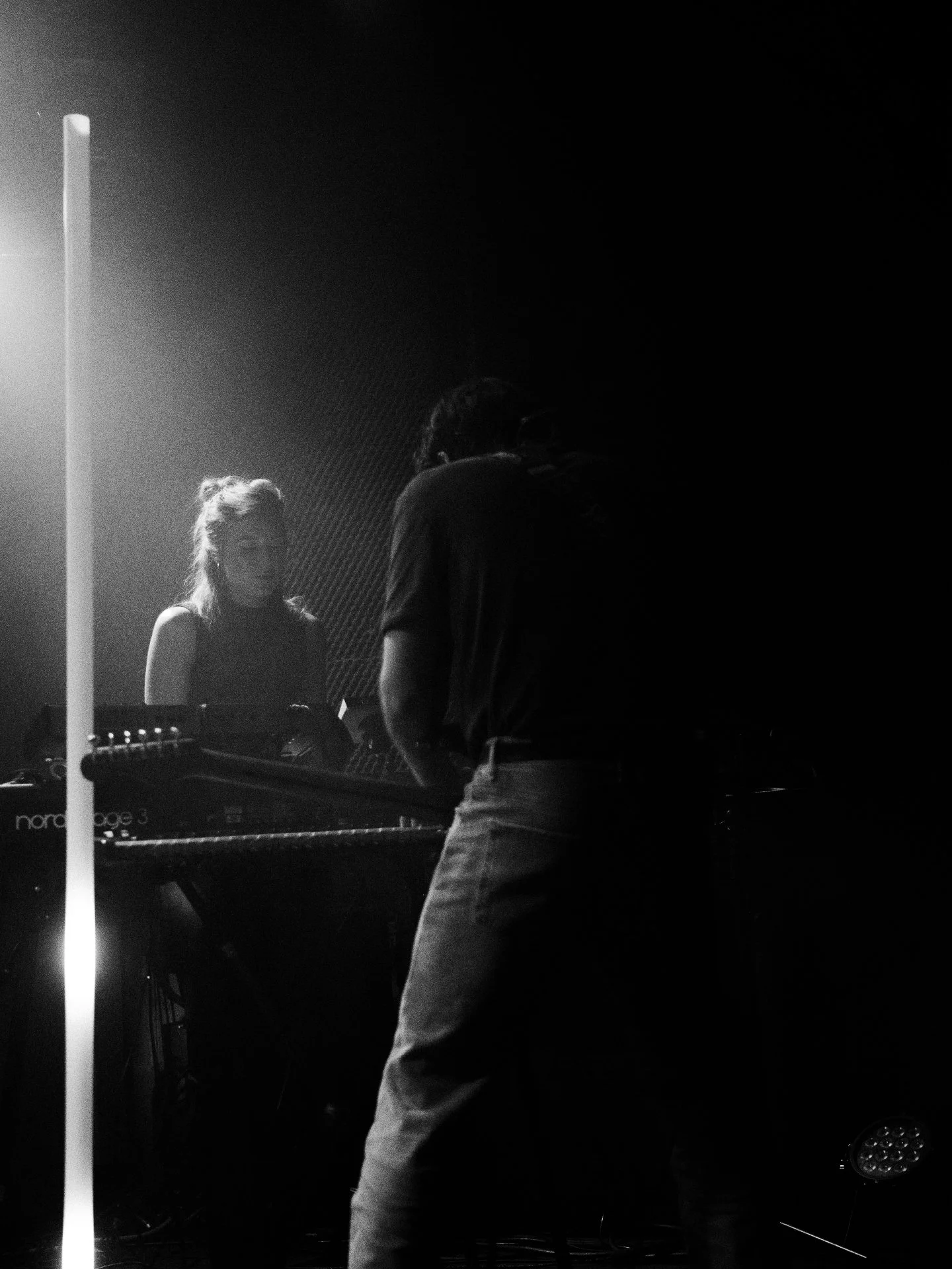 Massively enjoyed our latest gig @merleynnijmegen
🌟 wonderful @elinevanbreugel on synths this time
📷 @nrjx_studio