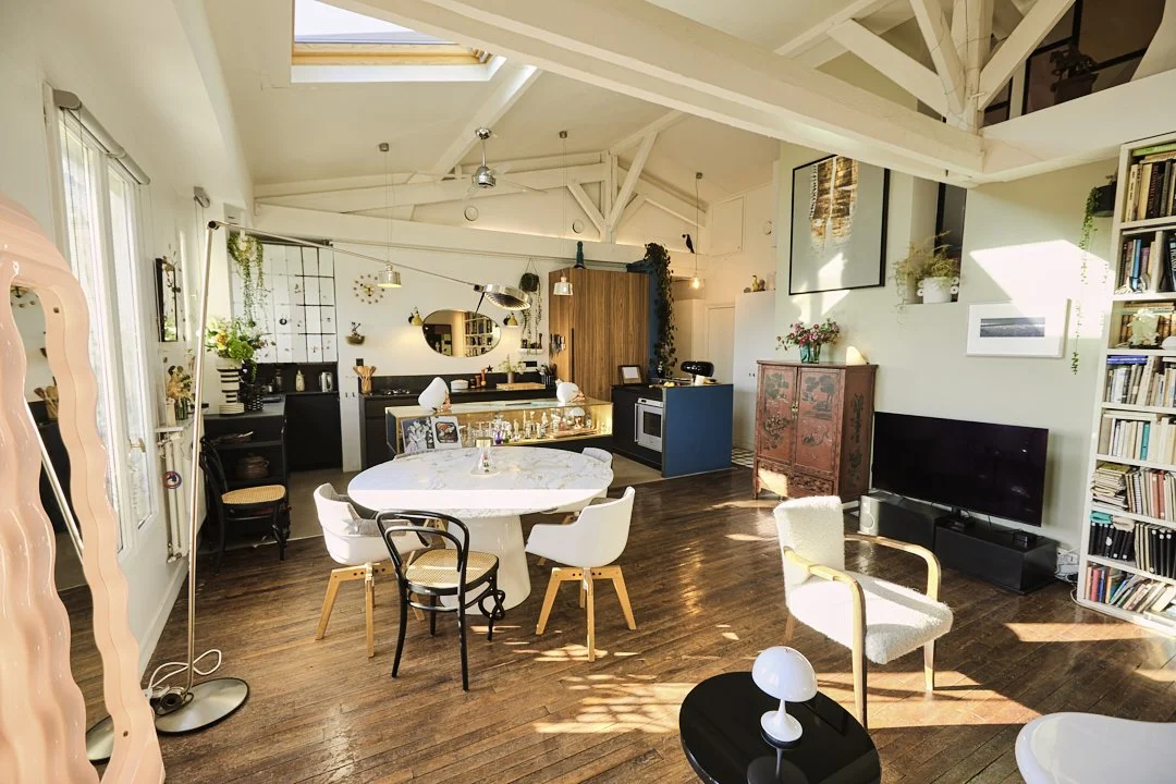 VUE_SALON_RECOMPO_04 1.jpg