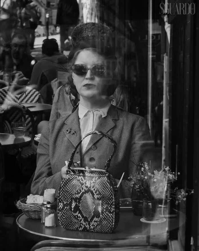 Café Critic (Sguardo Art)